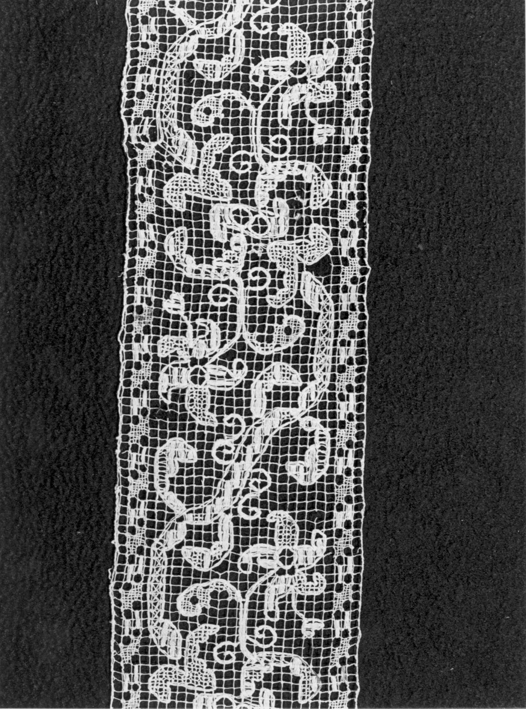 merletto - manifattura italiana (inizio sec. XX)