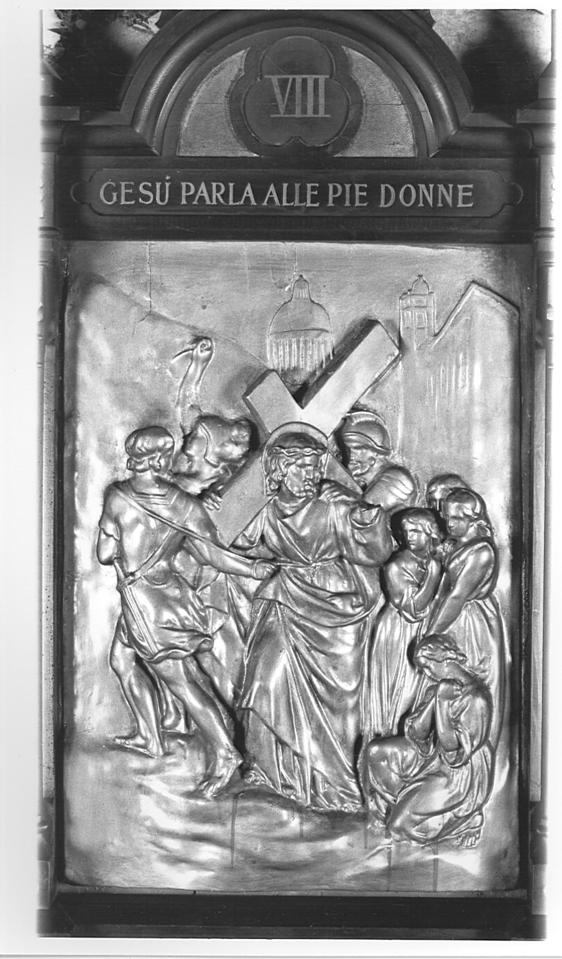 stazione VIII: Gesù consola le donne di Gerusalemme (Via Crucis, elemento d'insieme) - bottega lombarda (inizio sec. XX)