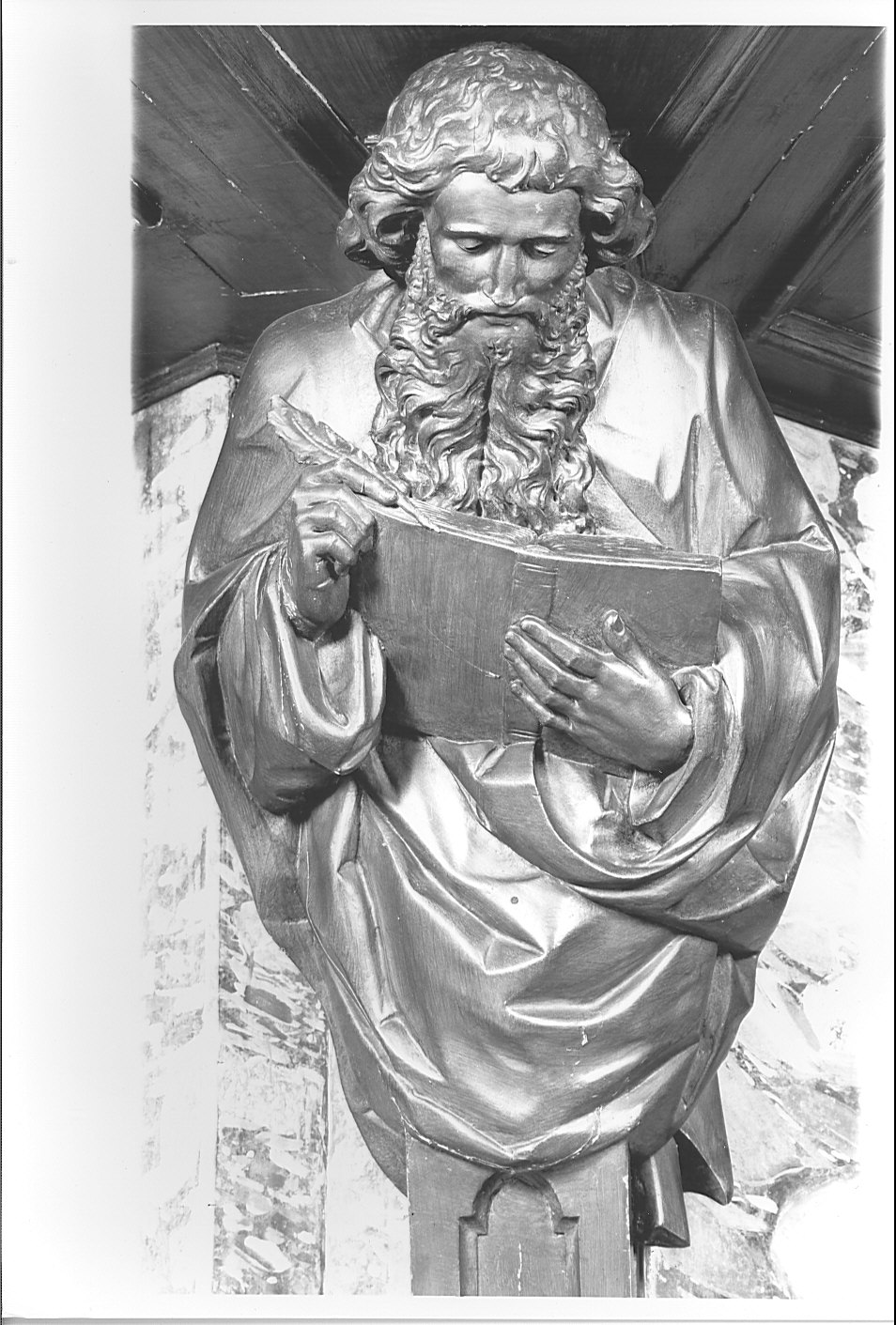 evangelista (scultura, elemento d'insieme) - bottega alsaziana (sec. XX)