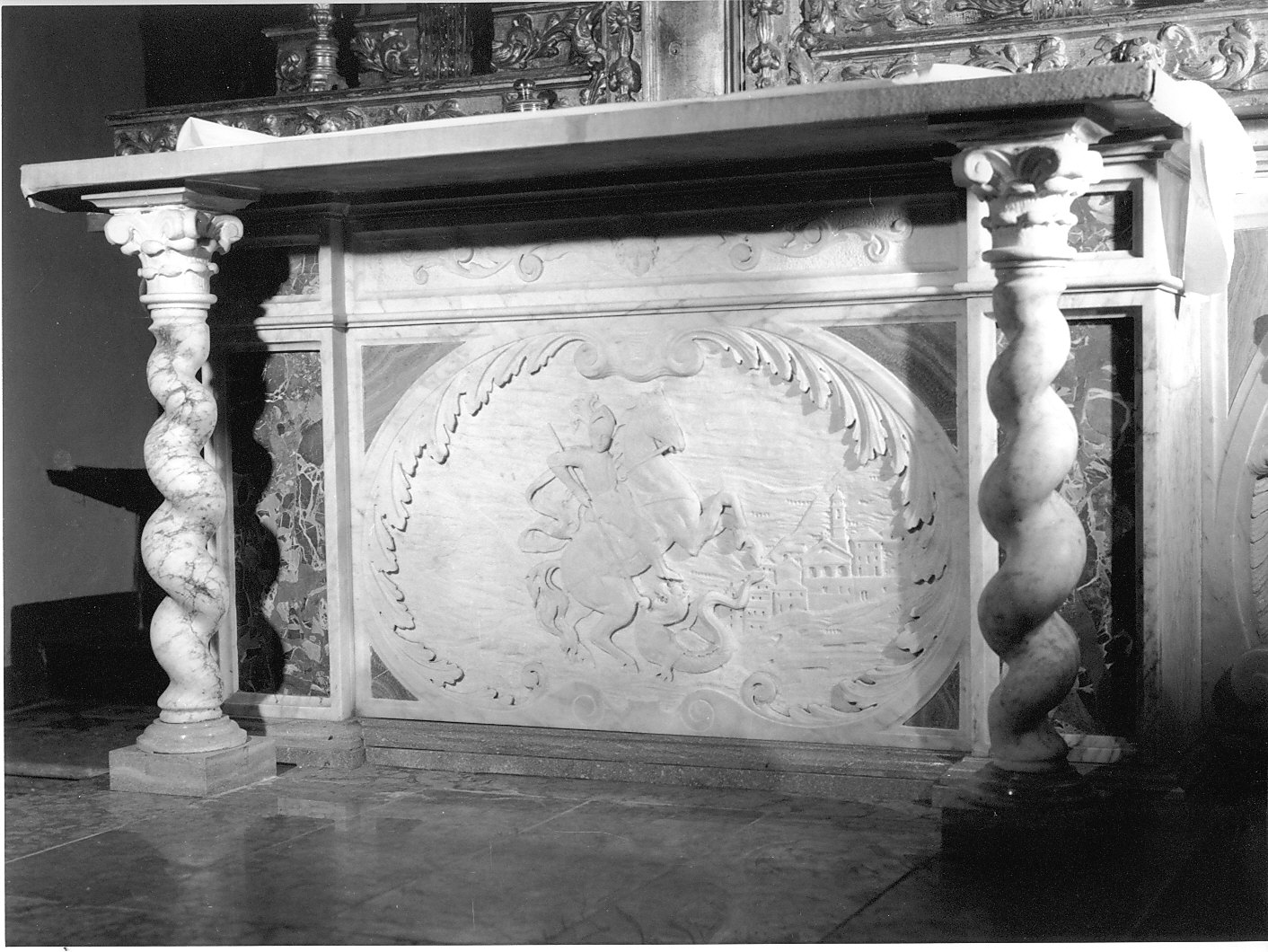 mensa d'altare, elemento d'insieme - bottega lombarda (prima metà sec. XX)