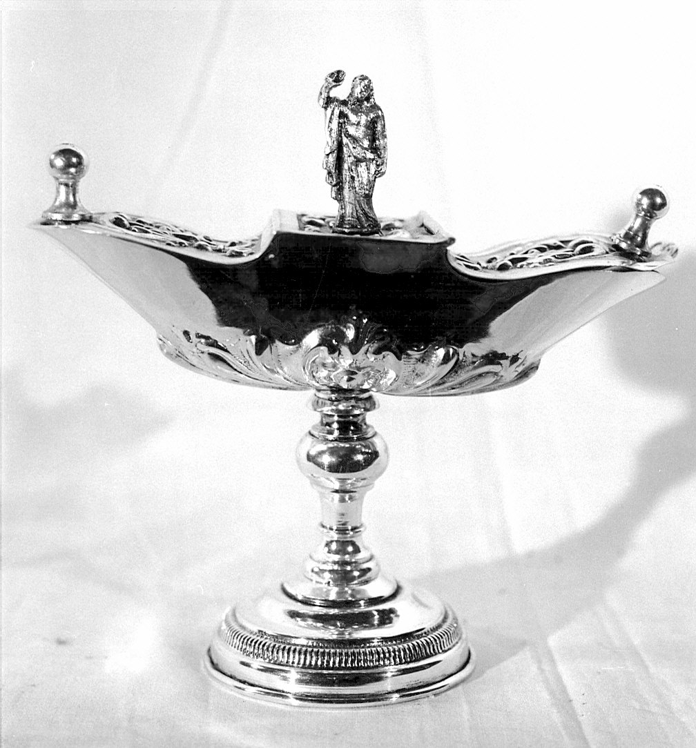 navicella portaincenso - a doppia valva - bottega Italia settentrionale (fine/inizio secc. XIX/ XX)