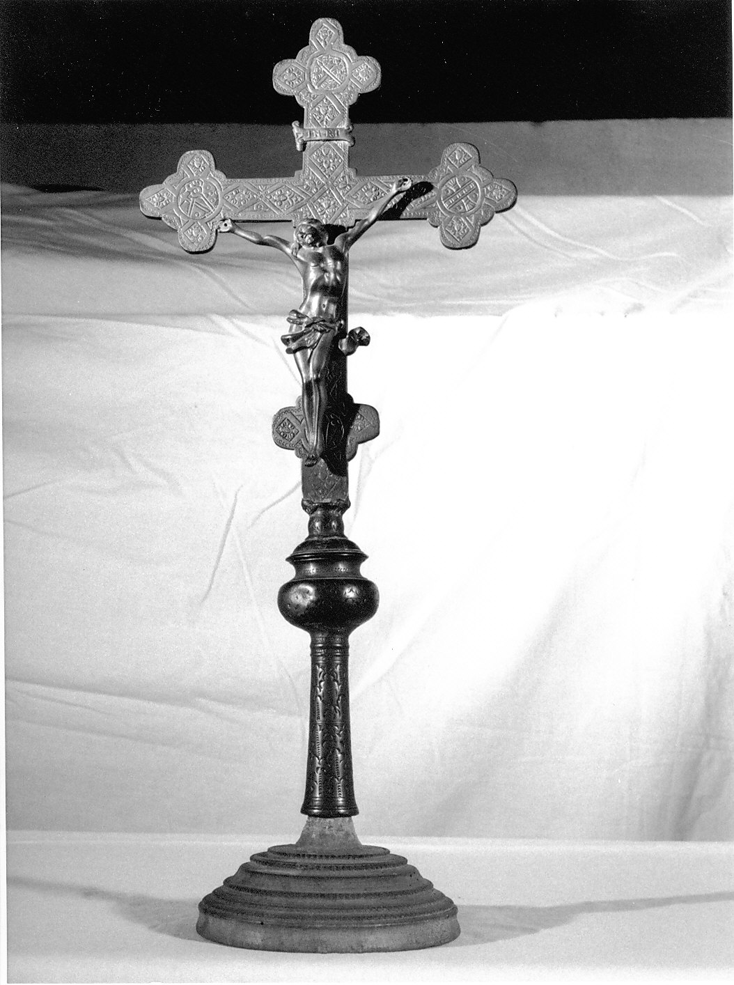 croce d'altare, opera isolata - bottega lombarda (sec. XVII)