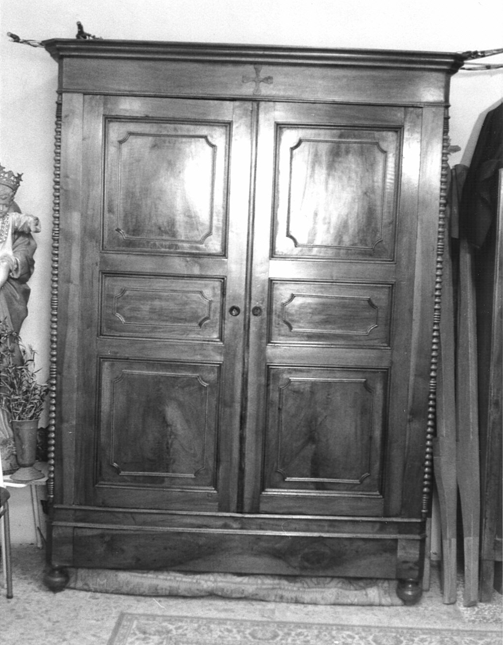 armadio da sacrestia - bottega emiliano-lombarda (seconda metà sec. XIX)