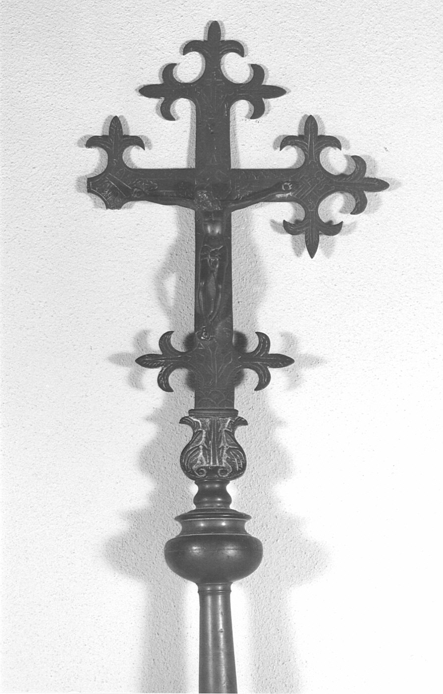 croce astile - bottega emiliano-lombarda (prima metà sec. XVII)