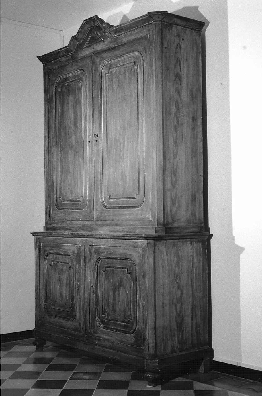armadio - bottega pavese (seconda metà sec. XIX)