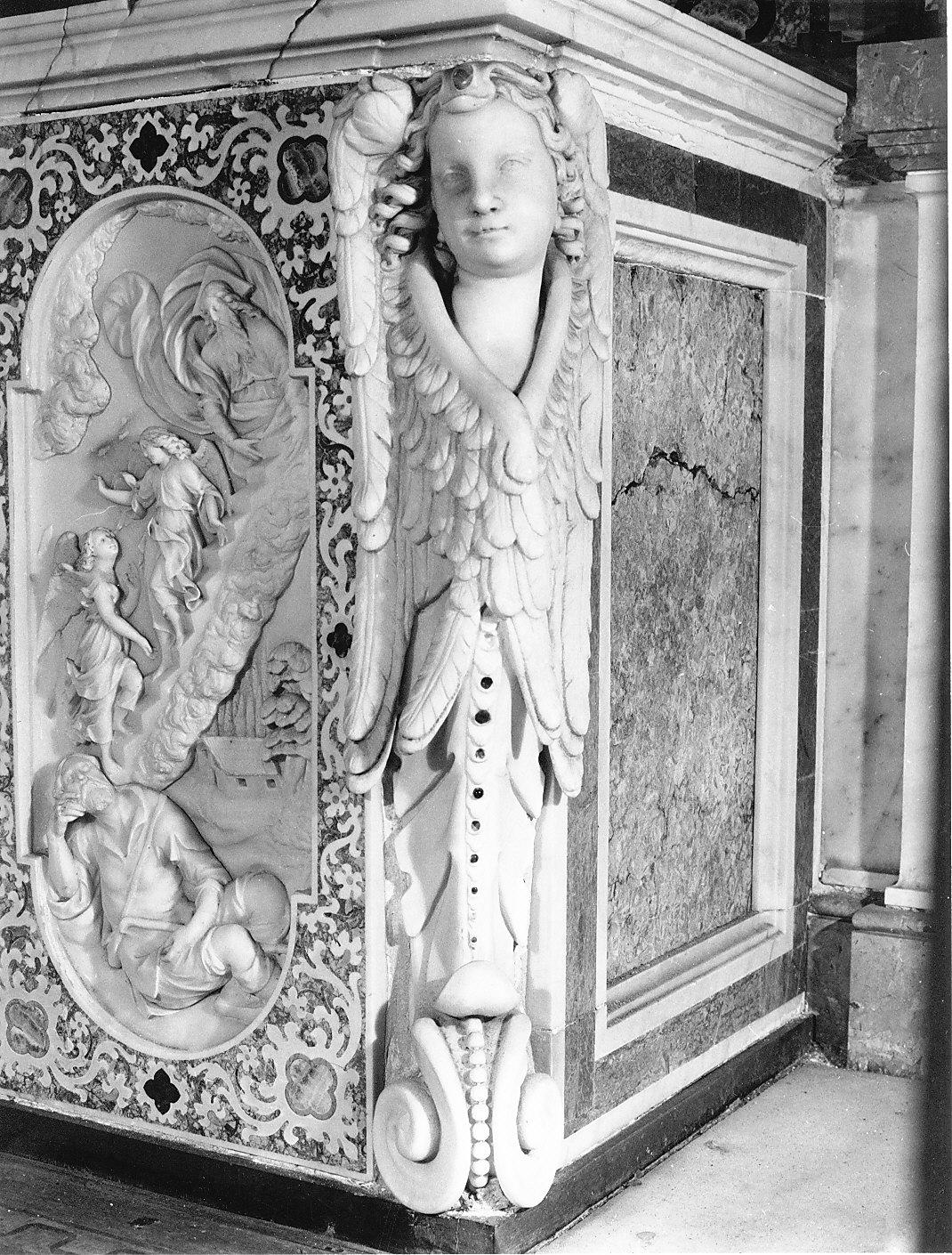 angeli (rilievo, elemento d'insieme) di Orsolino Tommaso (sec. XVII)