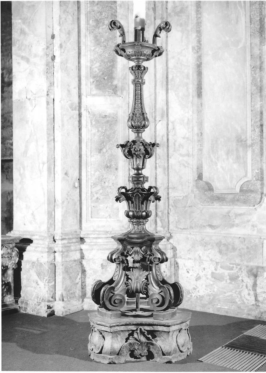 candeliere, serie - bottega lombarda (seconda metà sec. XVIII)