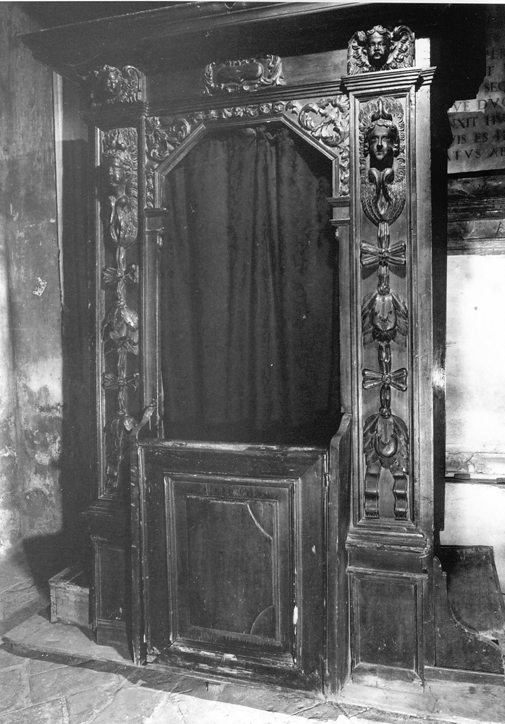 confessionale, opera isolata - bottega italiana (prima metà sec. XVII)