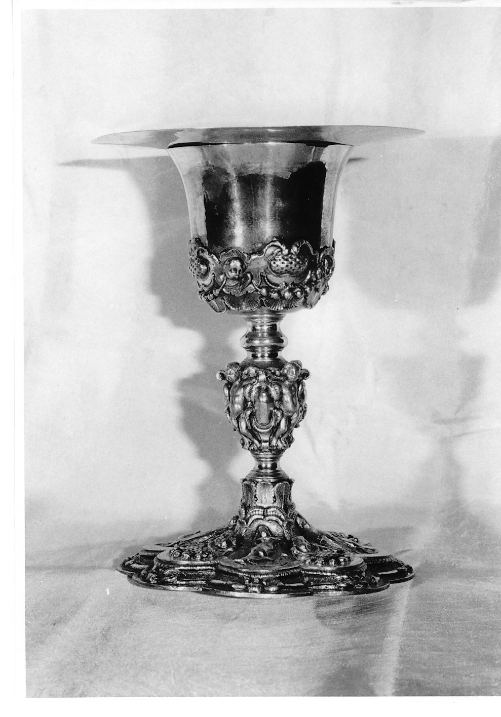 calice con patena, opera isolata - bottega italiana (fine sec. XVII)