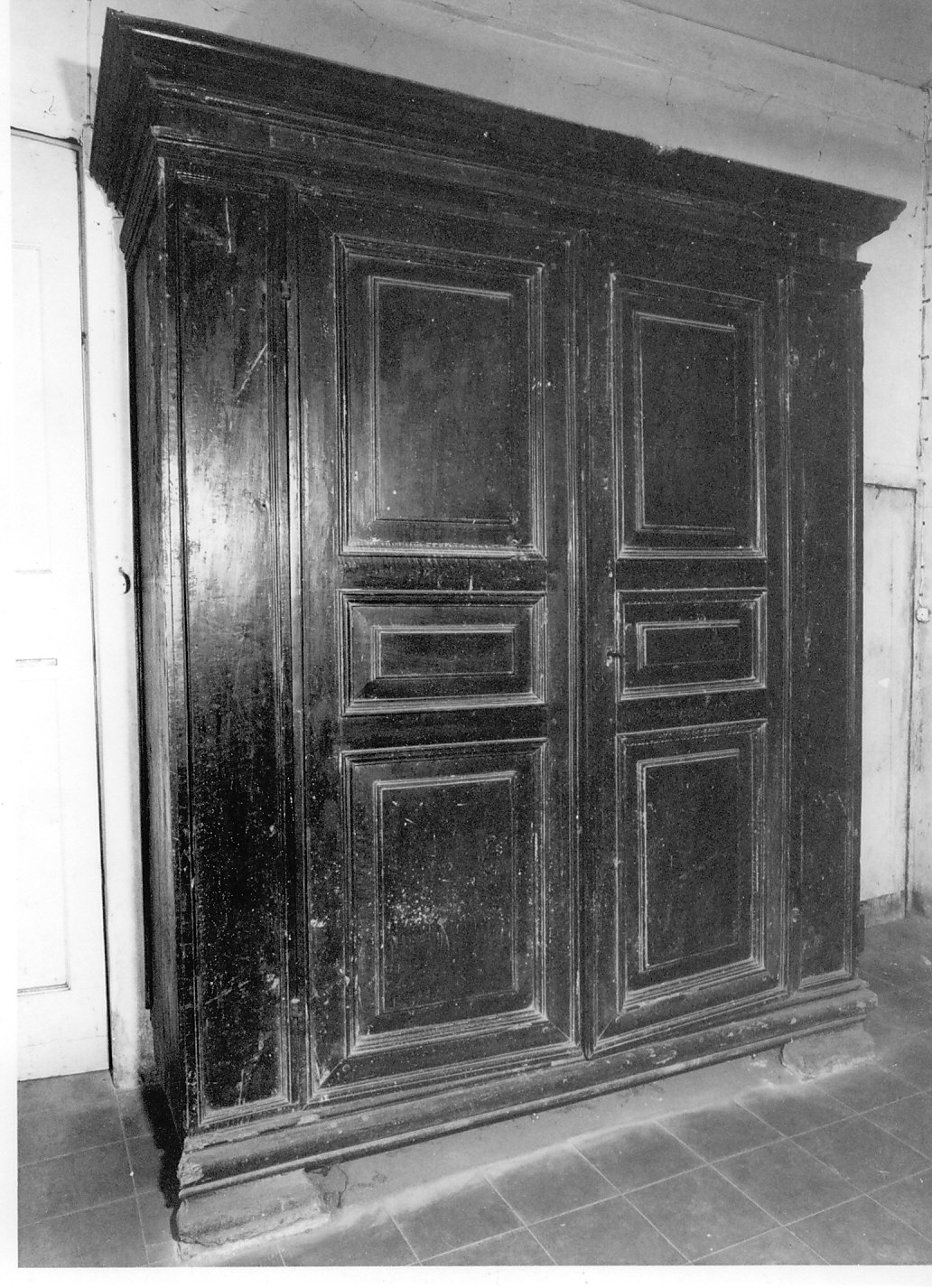 armadio da sacrestia, opera isolata - bottega italiana (sec. XVII)