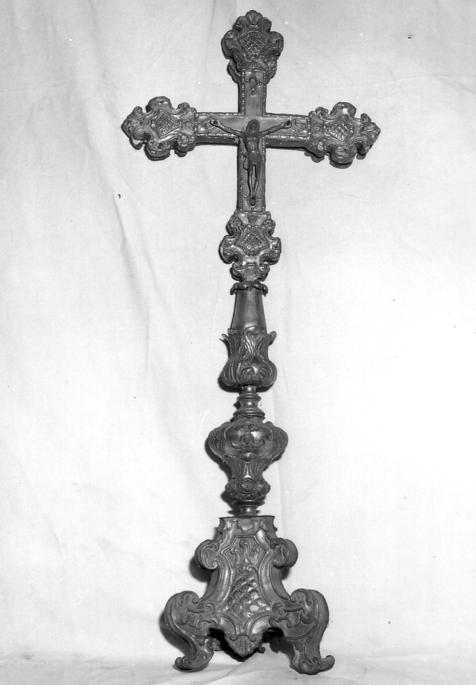 croce d'altare, opera isolata - bottega lombarda (sec. XVIII)