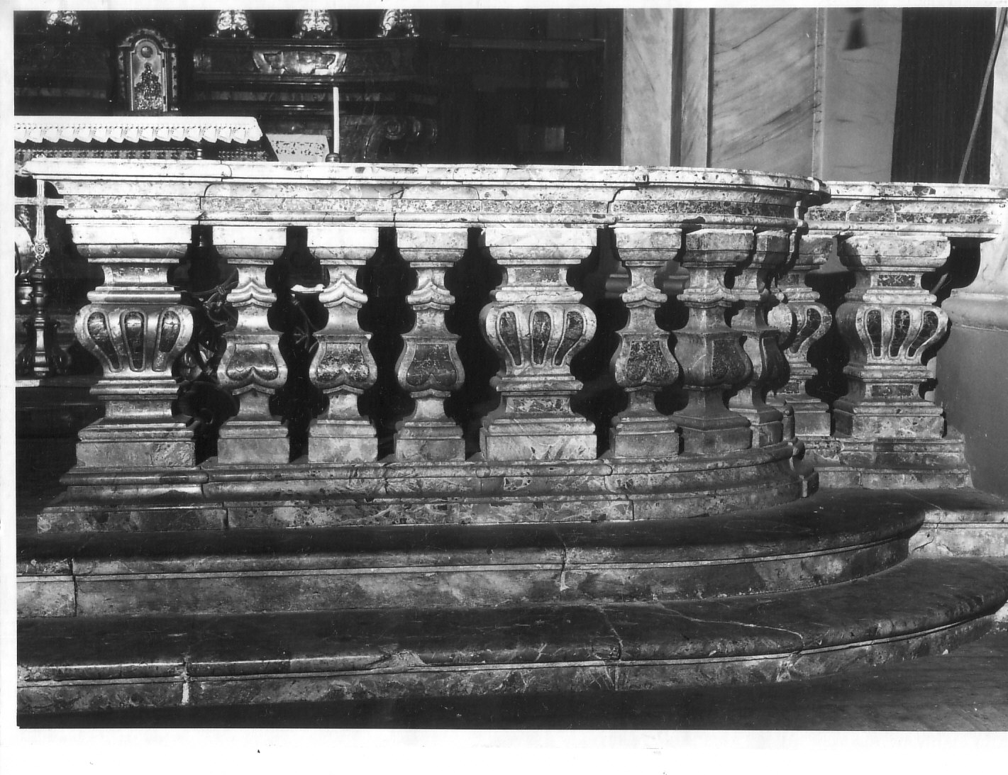 balaustrata - bottega lombarda (sec. XVIII)