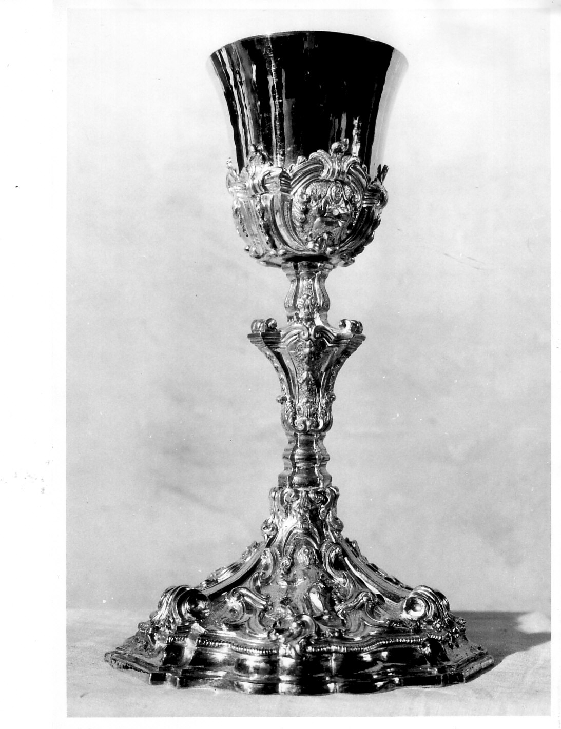 calice, opera isolata - bottega lombarda (sec. XVIII)