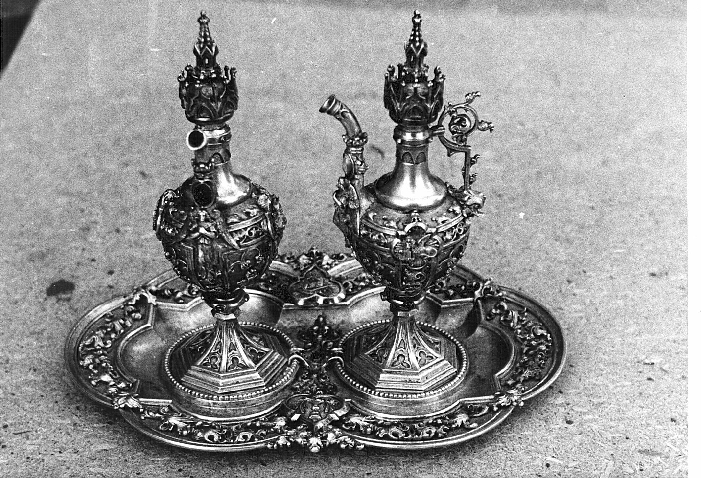 servizio di ampolline, opera isolata di Bellosio Eugenio (attribuito) (inizio sec. XX)