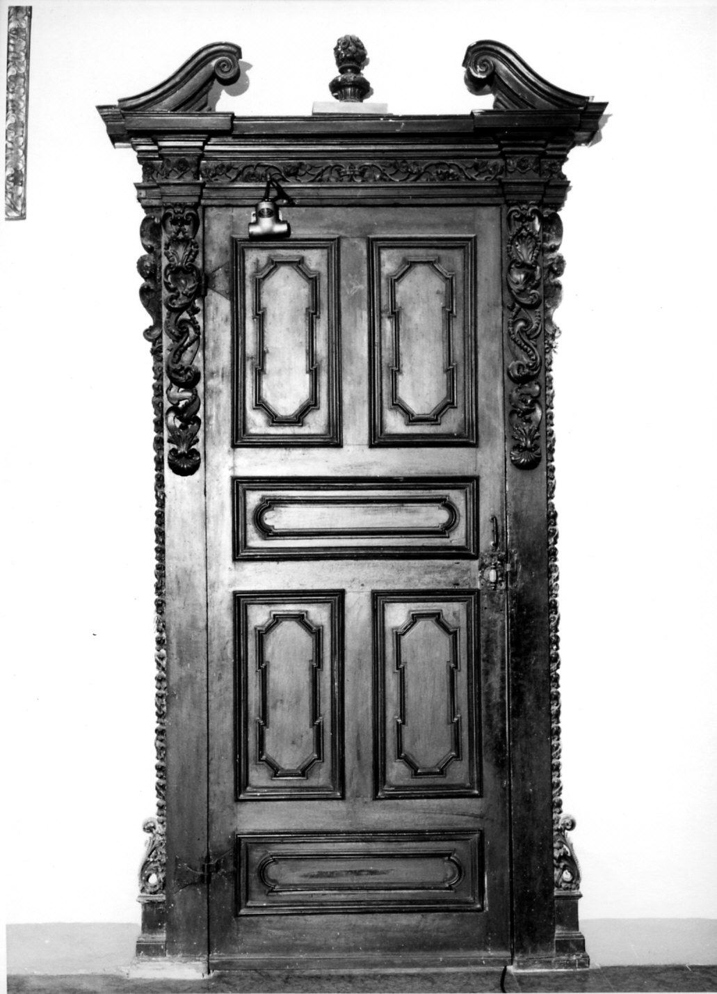 porta - ad un battente, coppia - bottega lombarda (sec. XVII)