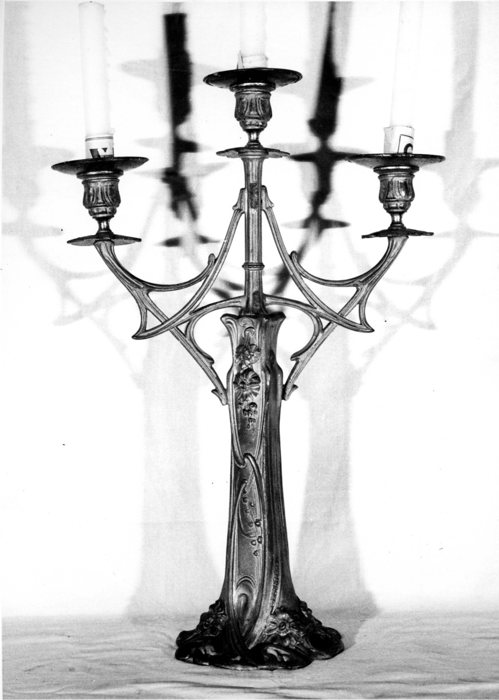 candelabro, coppia - bottega italiana (primo quarto sec. XX)