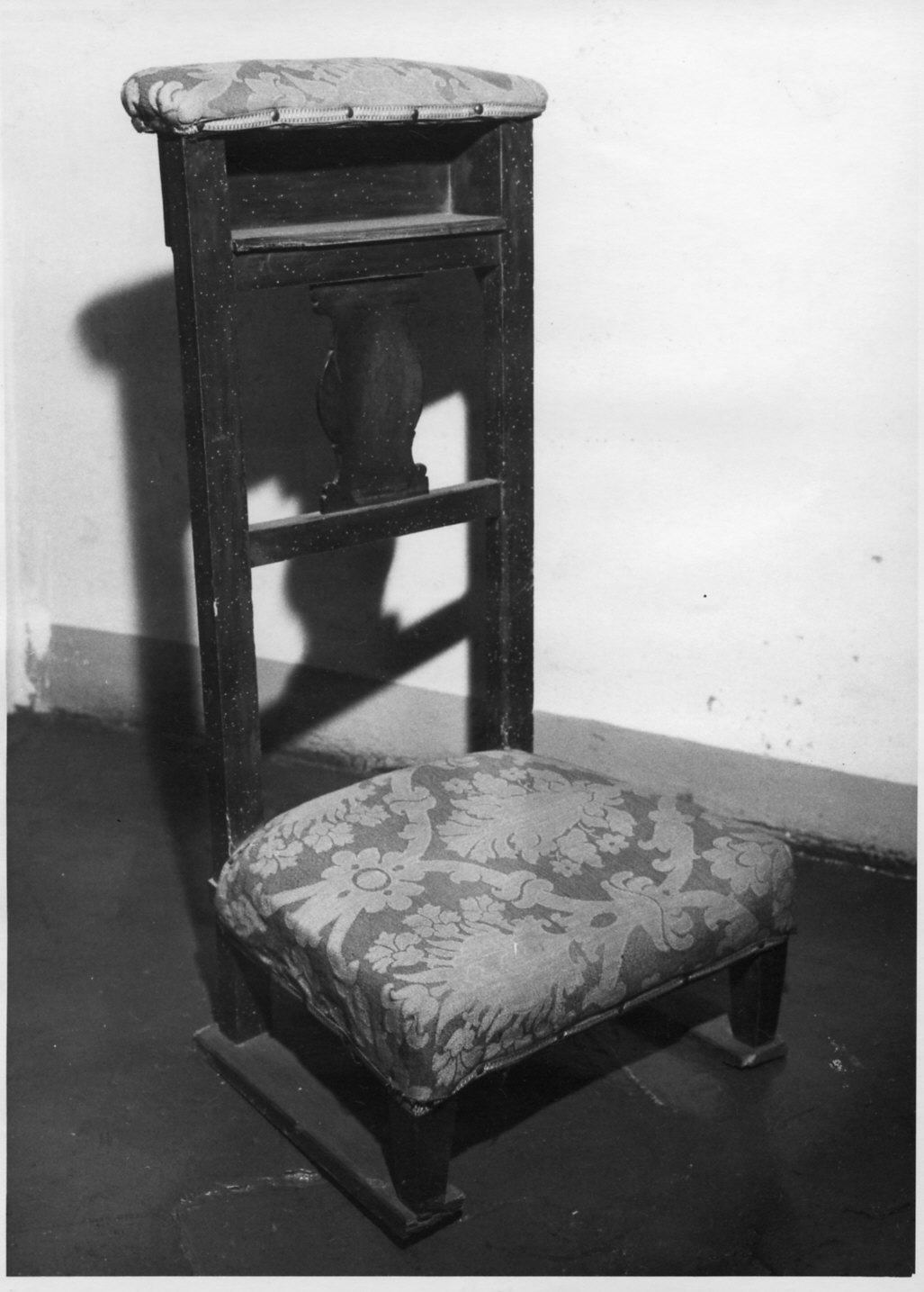 inginocchiatoio, opera isolata - bottega italiana (sec. XIX)