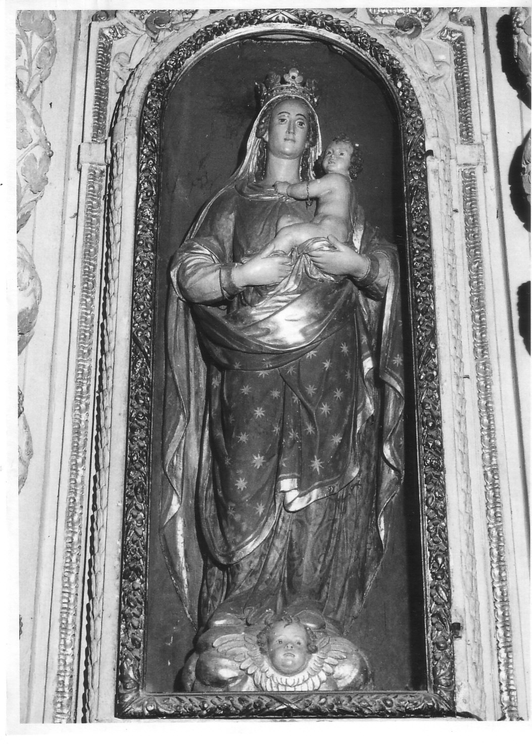 Madonna con Bambino (statua, opera isolata) - bottega pavese (seconda metà sec. XVII)