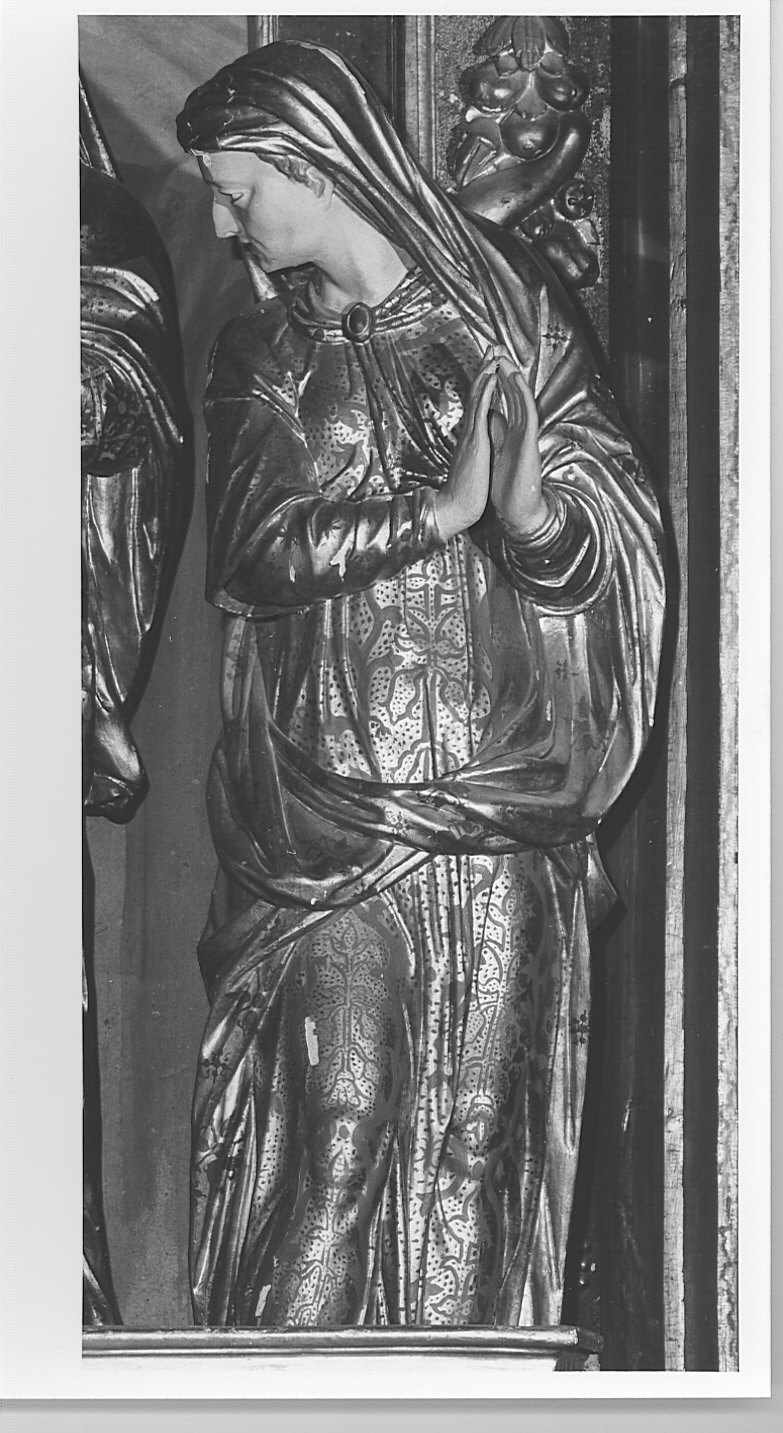 figura femminile orante (statua, elemento d'insieme) di Prestinari Andrea (e aiuti) (sec. XVI)