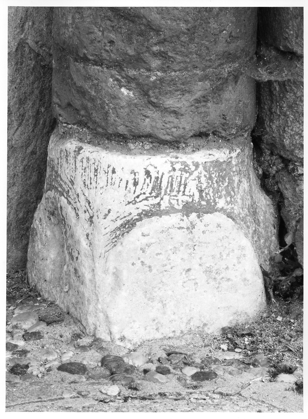 base, opera isolata - bottega lombarda (sec. XII)