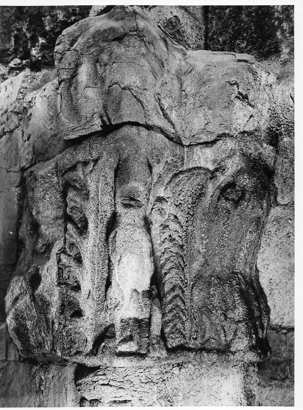 capitello, frammento - bottega lombarda (sec. XII)