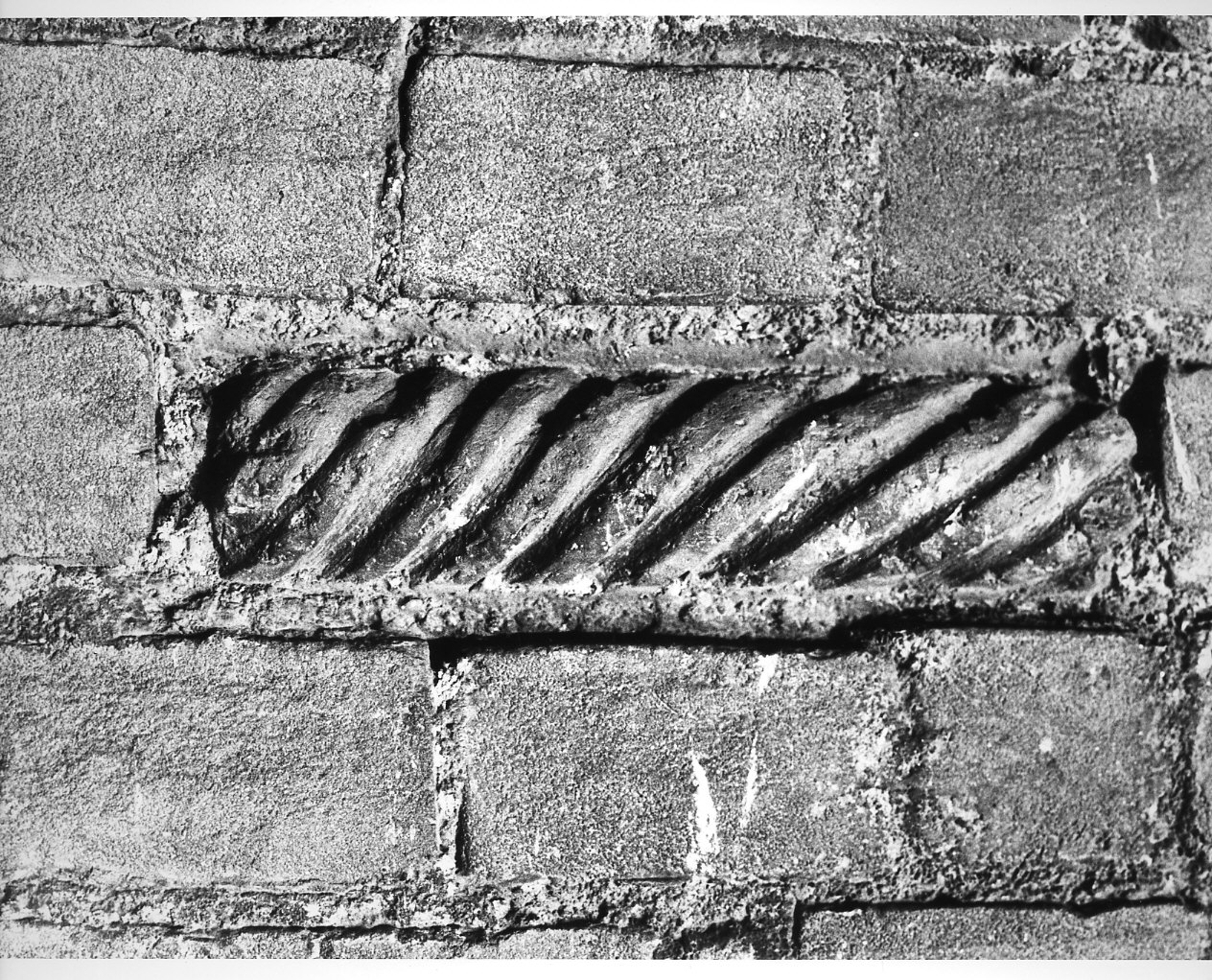 motivi decorativi (rilievo, opera isolata) - bottega lombarda (sec. XII)