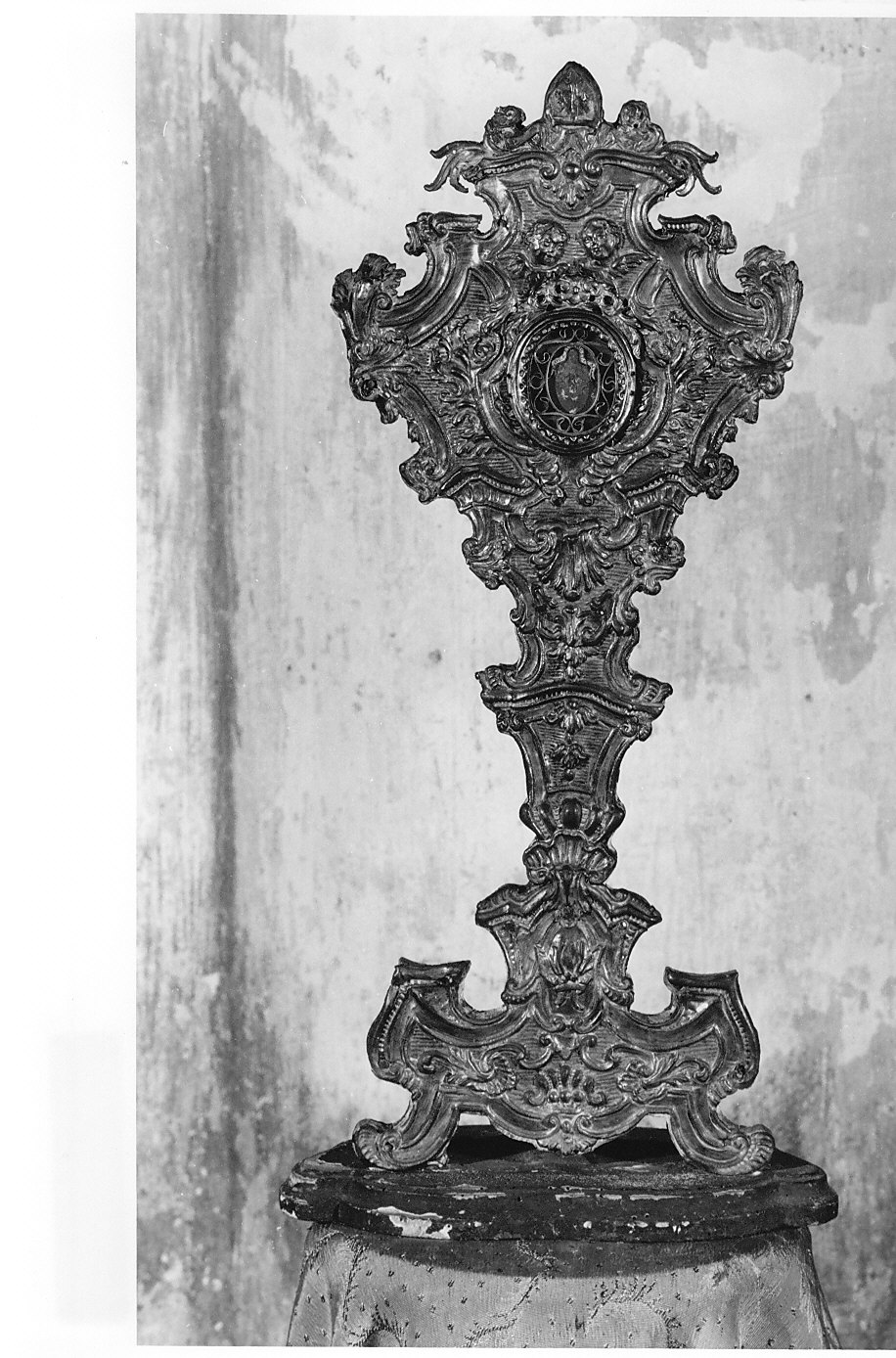 reliquiario, serie - bottega lombarda (inizio sec. XVIII)