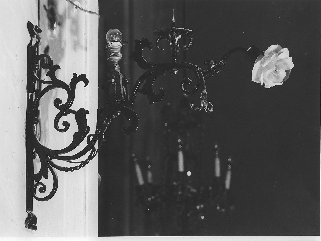 lampada, opera isolata - bottega pavese (fine sec. XIX)