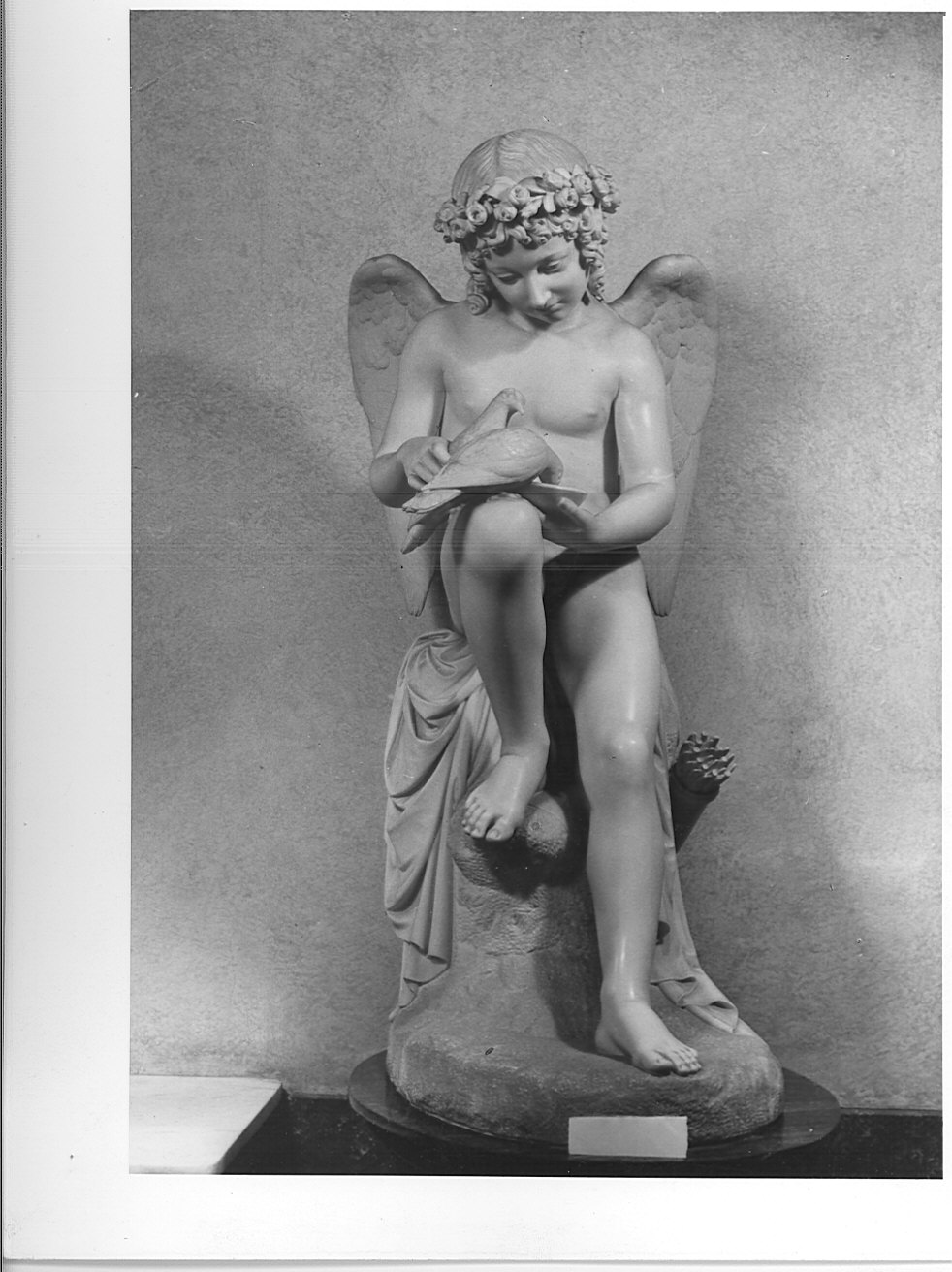 Amore fa bere due colombe in una coppa (statua, opera isolata) di Bienaimé Luigi (sec. XIX)