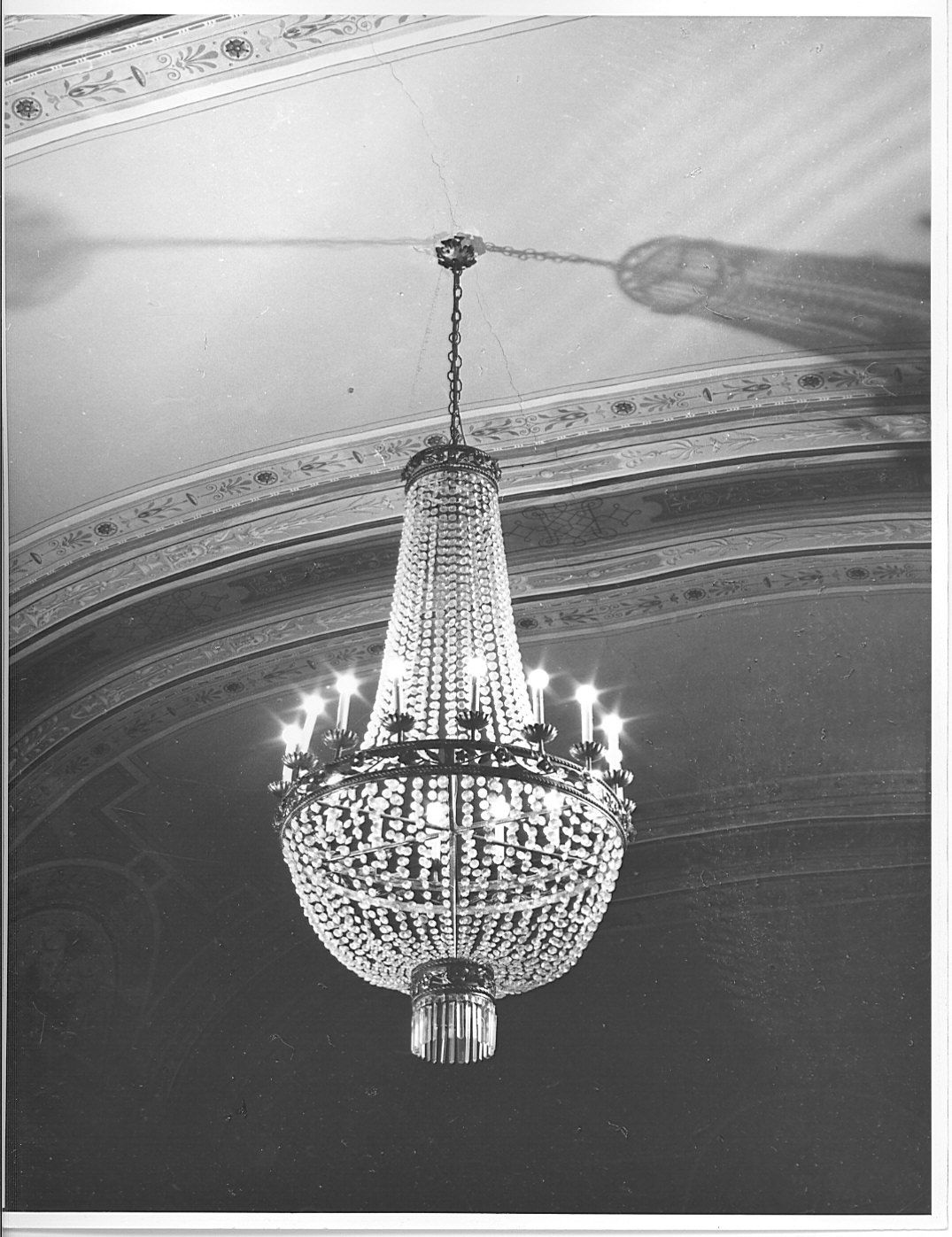lampadario, opera isolata - bottega boema (seconda metà sec. XIX)