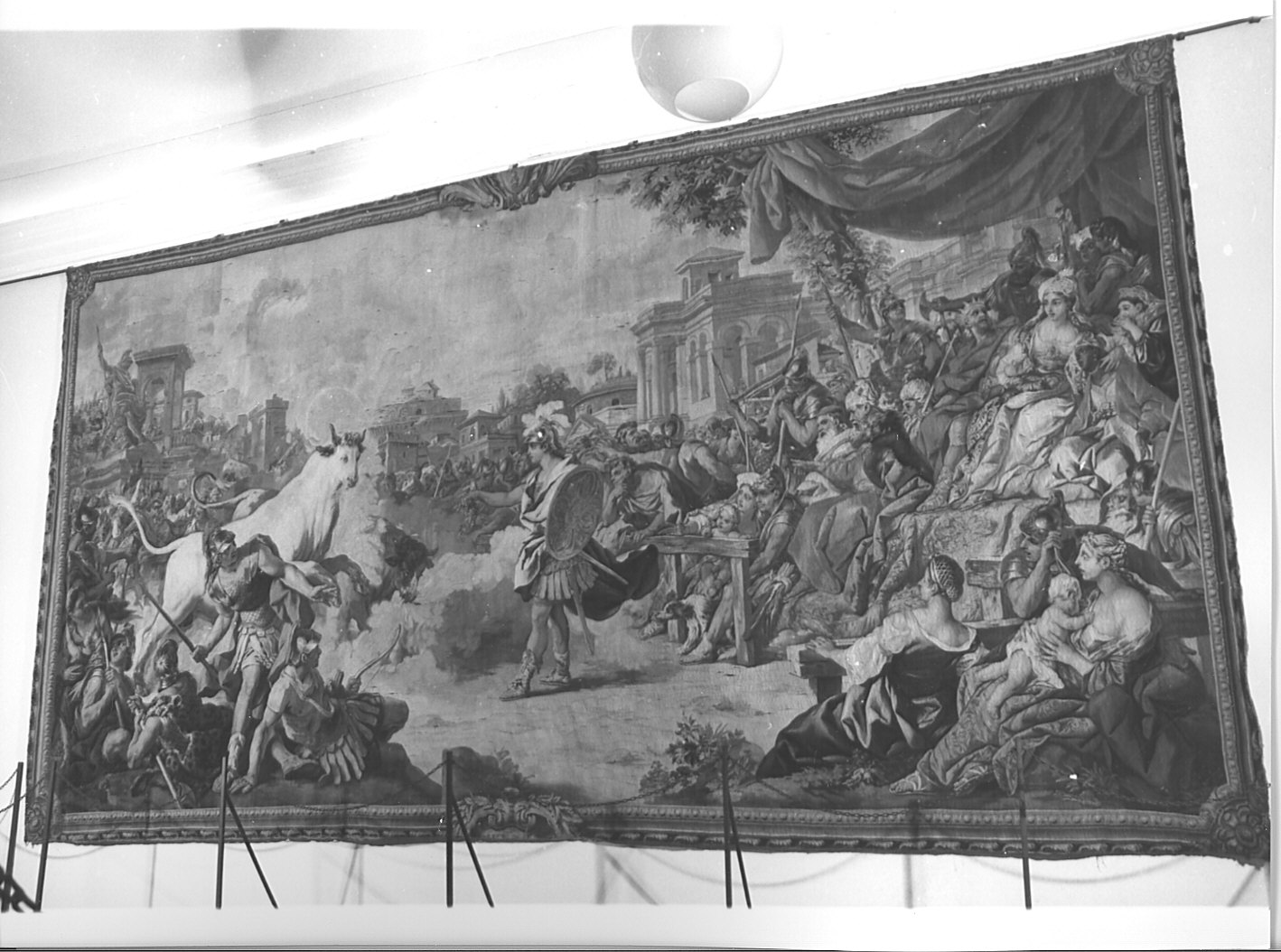 Giasone che doma i tori (arazzo, opera isolata) - manifattura francese (sec. XVIII)