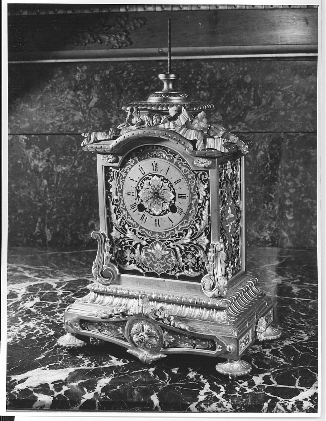 pendola da camino, opera isolata - bottega tedesca (seconda metà sec. XIX)