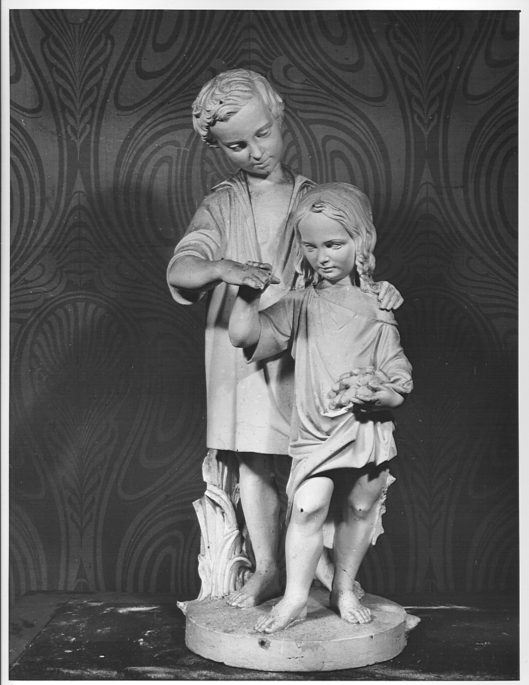 il Duca Bernardo e la principessa Maria bambini (gruppo scultoreo, opera isolata) - bottega tedesca (sec. XIX)