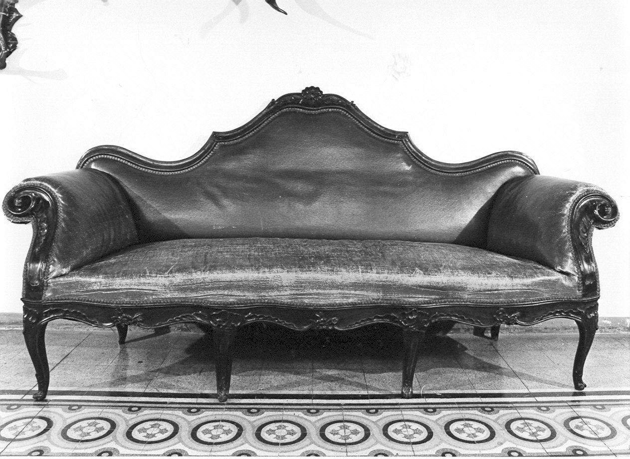 divano - a orecchioni, opera isolata - ambito lombardo (sec. XVIII)