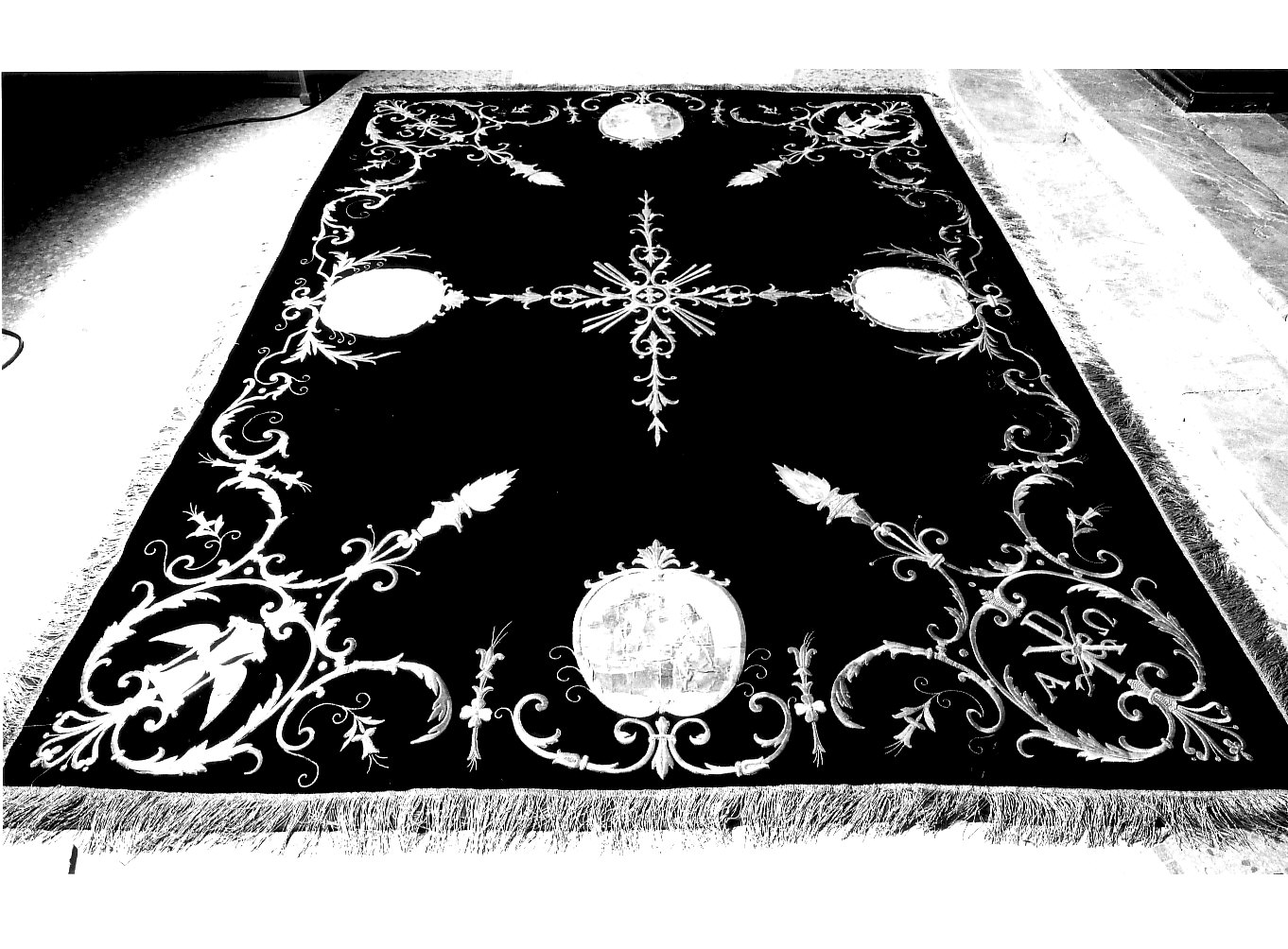 La Resurrezione di Cristo/ la Resurrezione di Lazzaro/ il Giudizio Universale/ la morte di San Giuseppe (coltre funebre, opera isolata) di Acerbi Ezechiele (attribuito) (inizio sec. XX)