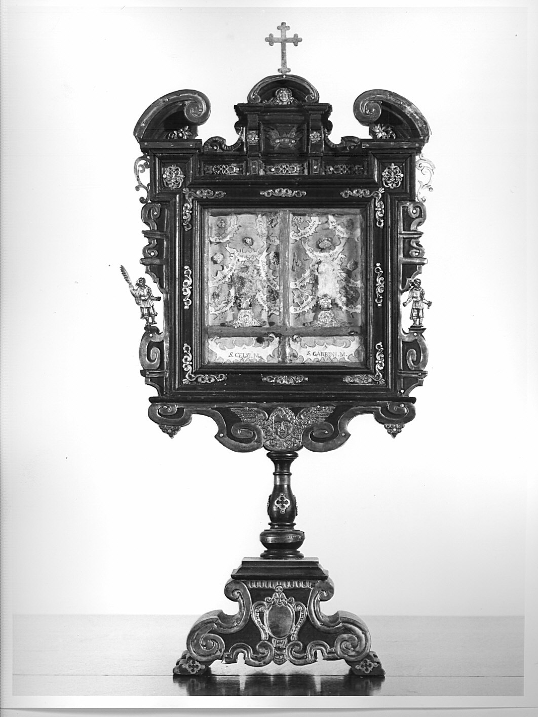 reliquiario - bottega lombarda (fine/inizio secc. XVII/ XVIII)