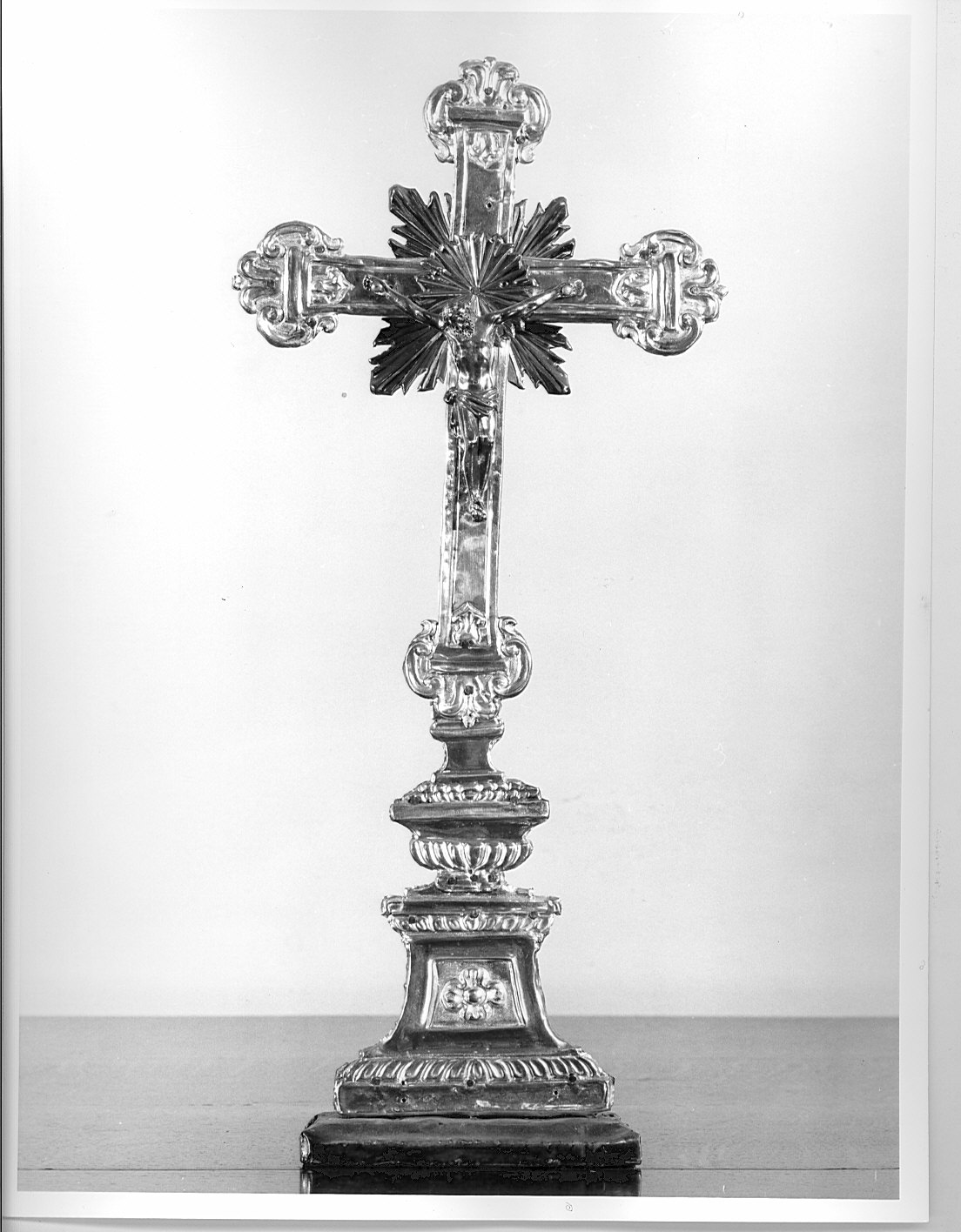 croce d'altare - bottega lombarda (sec. XIX)