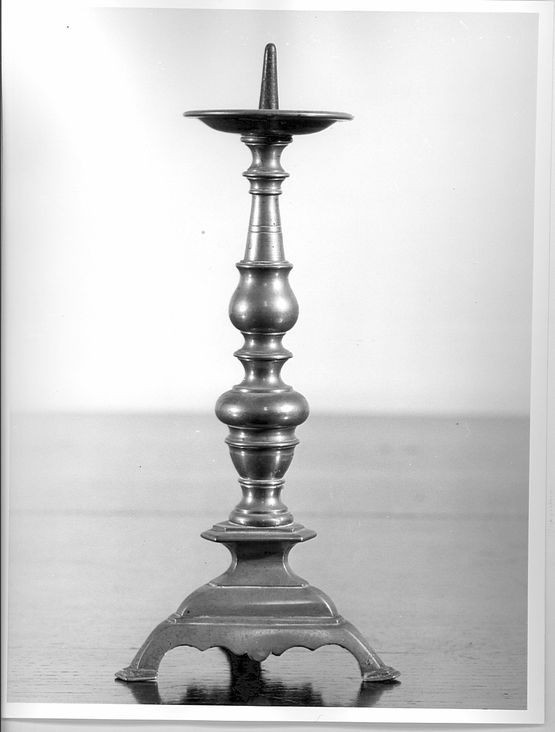 candeliere, coppia - bottega lombarda (seconda metà sec. XVII)