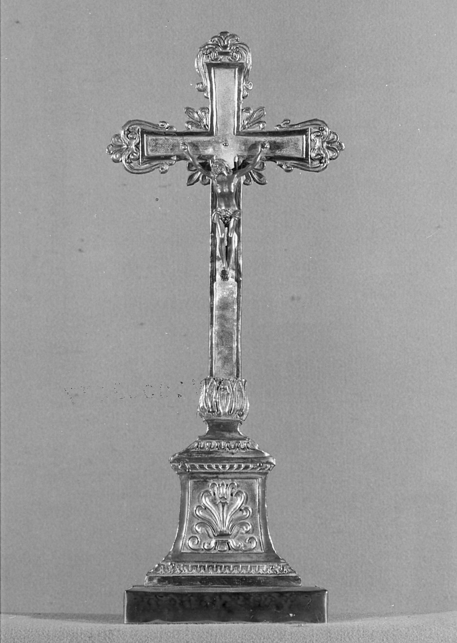 croce d'altare - bottega lombarda (inizio sec. XIX)