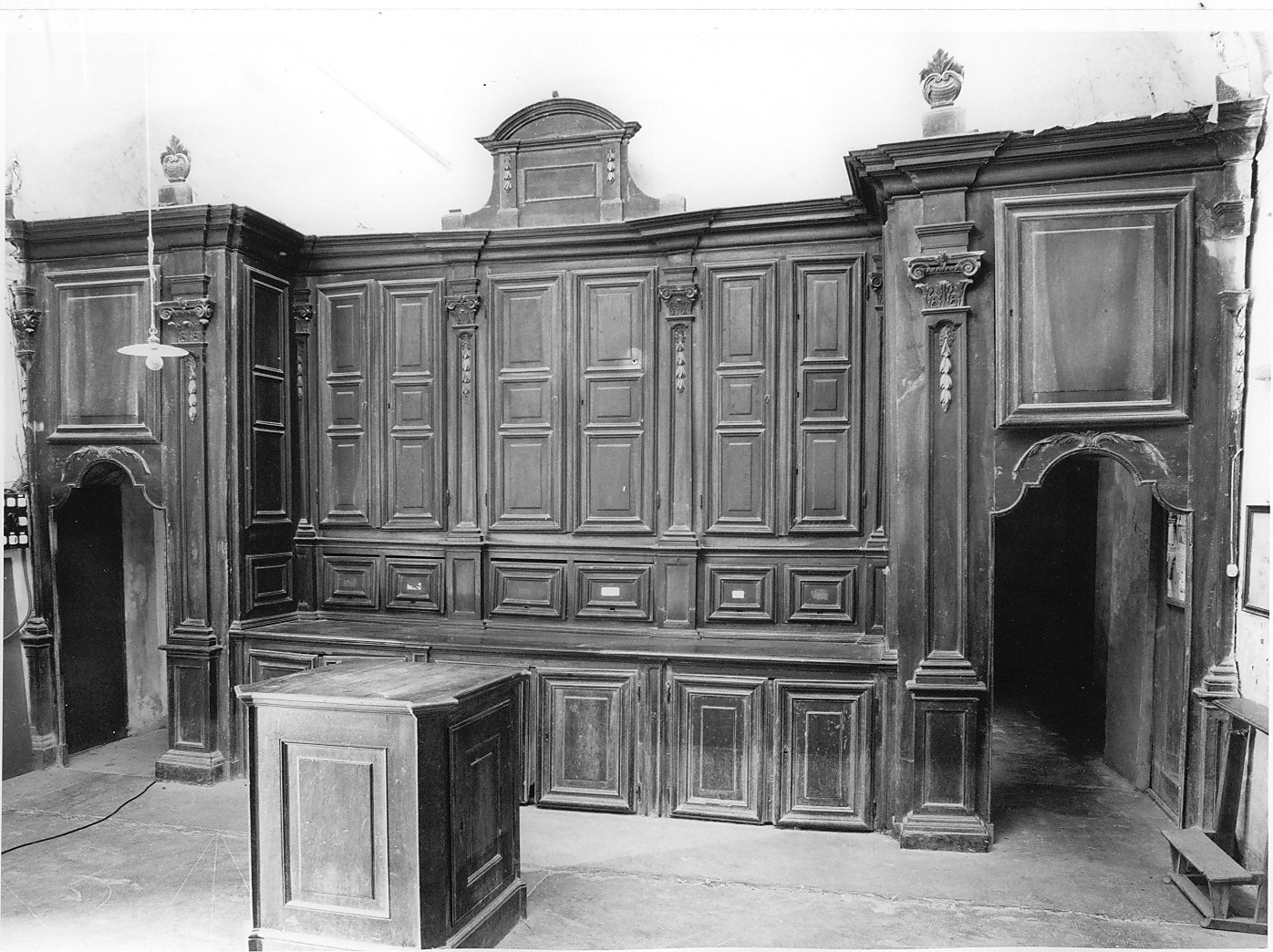 armadio da sacrestia, opera isolata - bottega lombarda (seconda metà sec. XVIII)