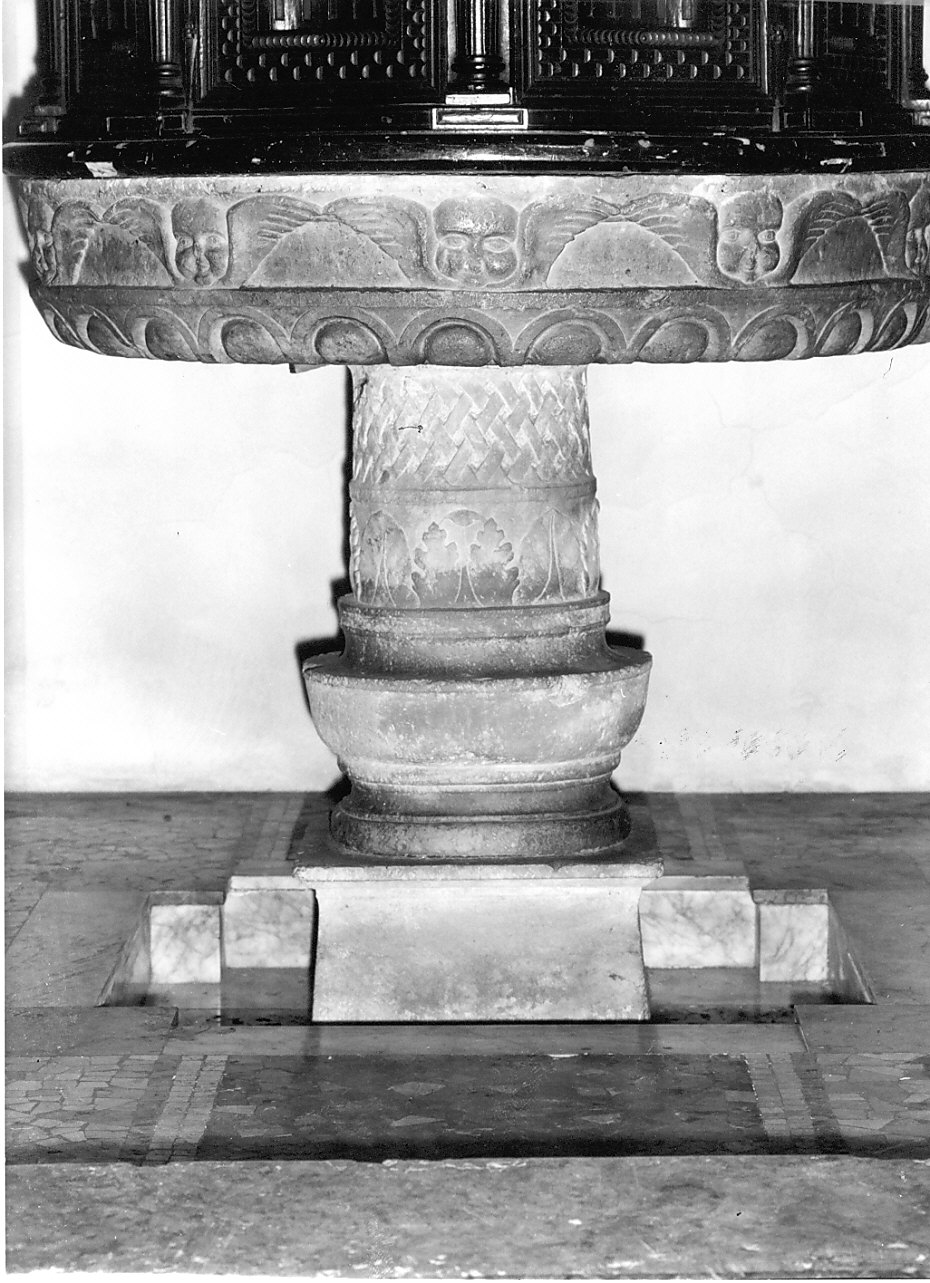 vasca battesimale, opera isolata - bottega lombarda (sec. XV)