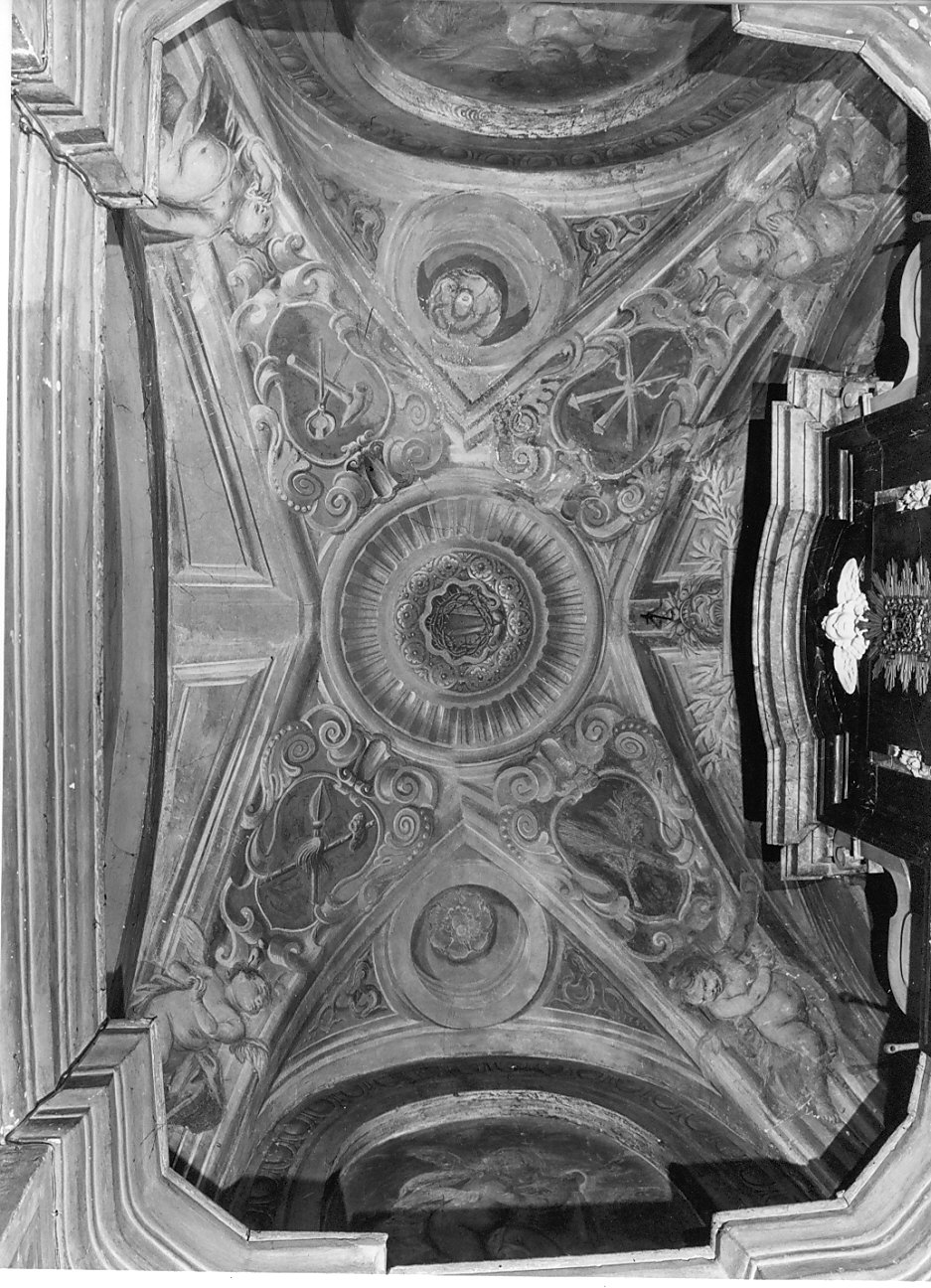 angeli con strumenti della passione (dipinto murale, opera isolata) - ambito lombardo (inizio sec. XVIII)