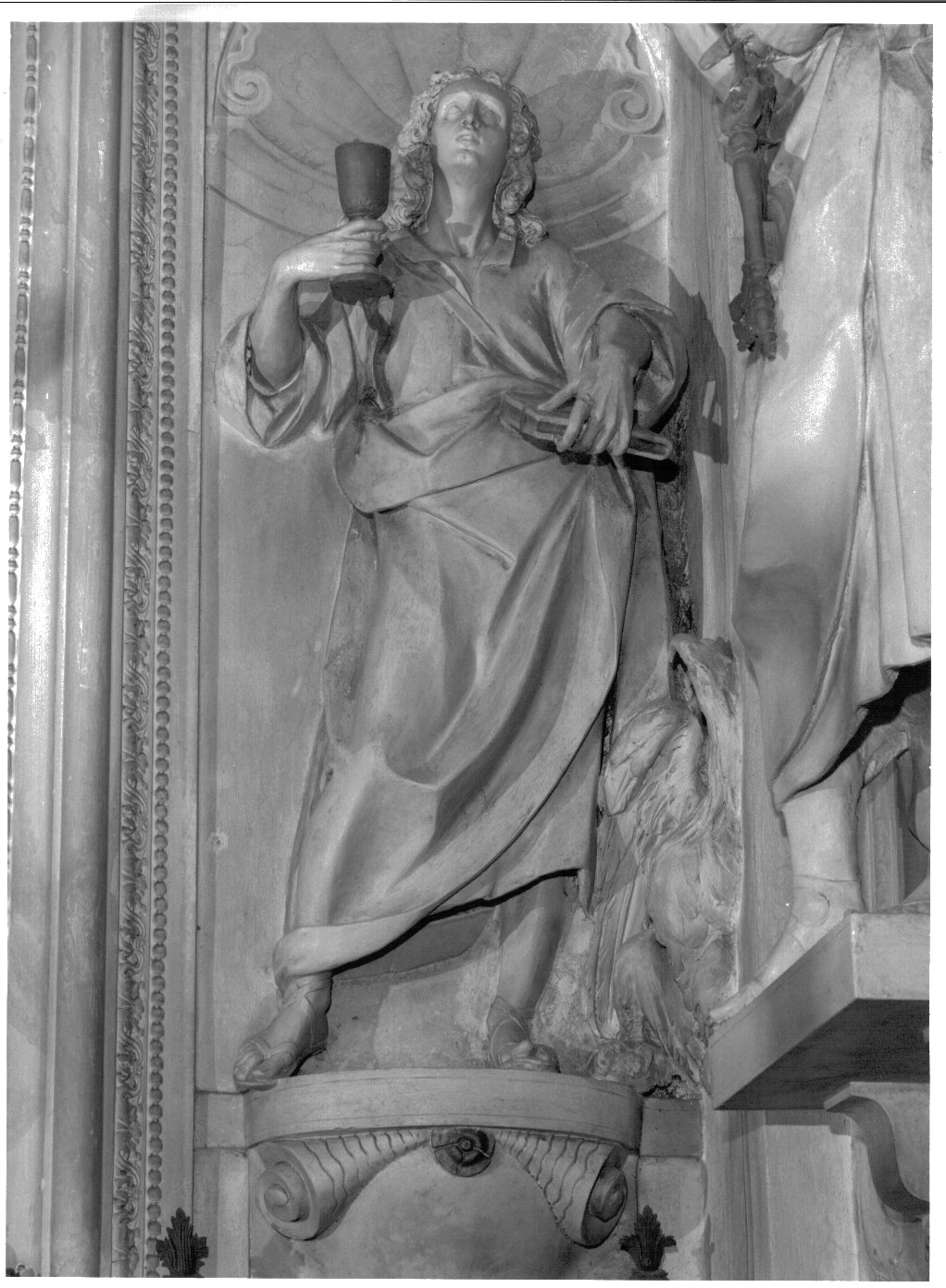 San Giovanni Evangelista (statua, elemento d'insieme) di Silva Francesco il Vecchio, Silva Agostino (sec. XVII)