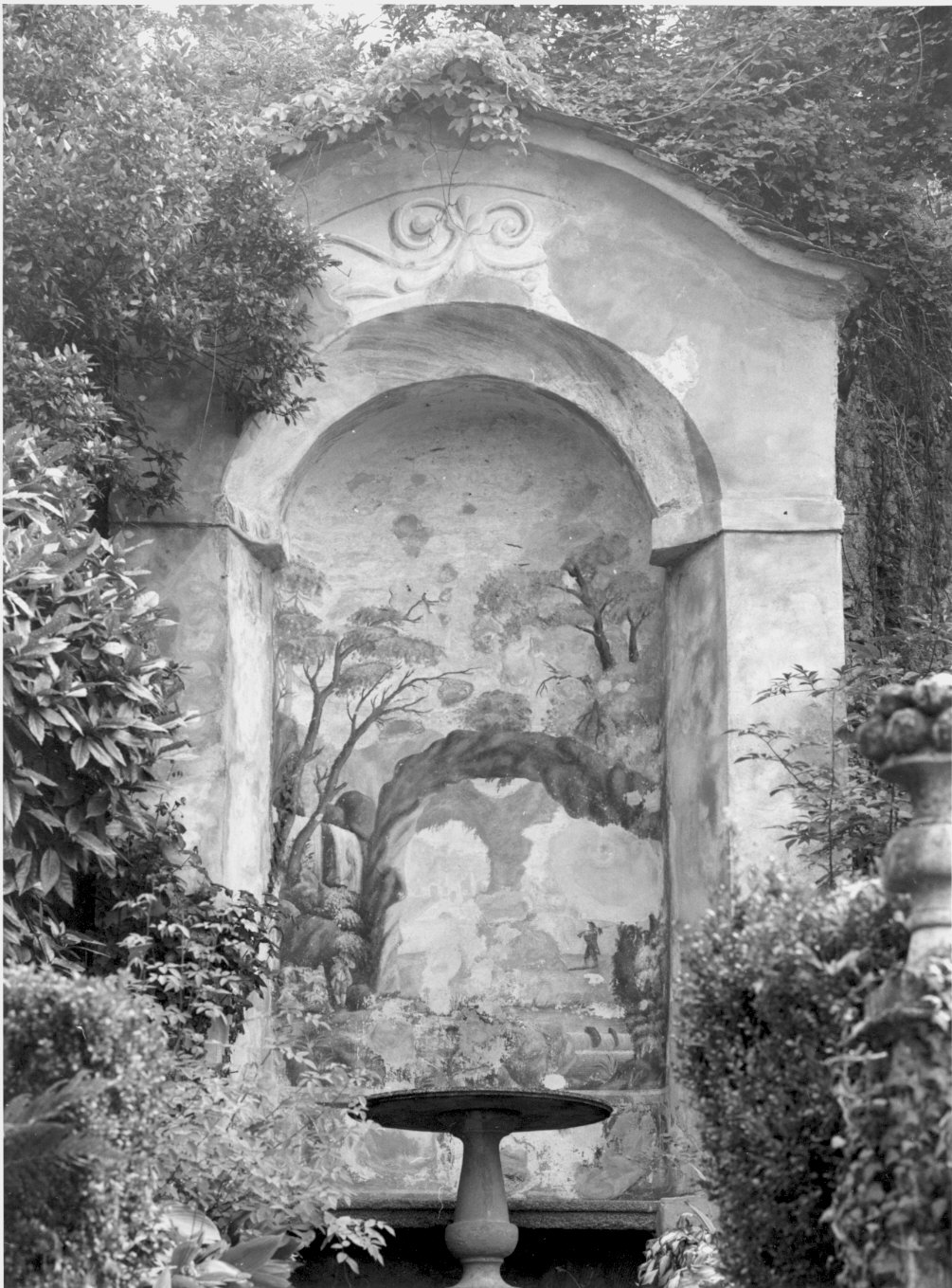 paesaggio (dipinto murale, opera isolata) di Coduri Giuseppe detto Vignoli (attribuito) (seconda metà sec. XVIII)