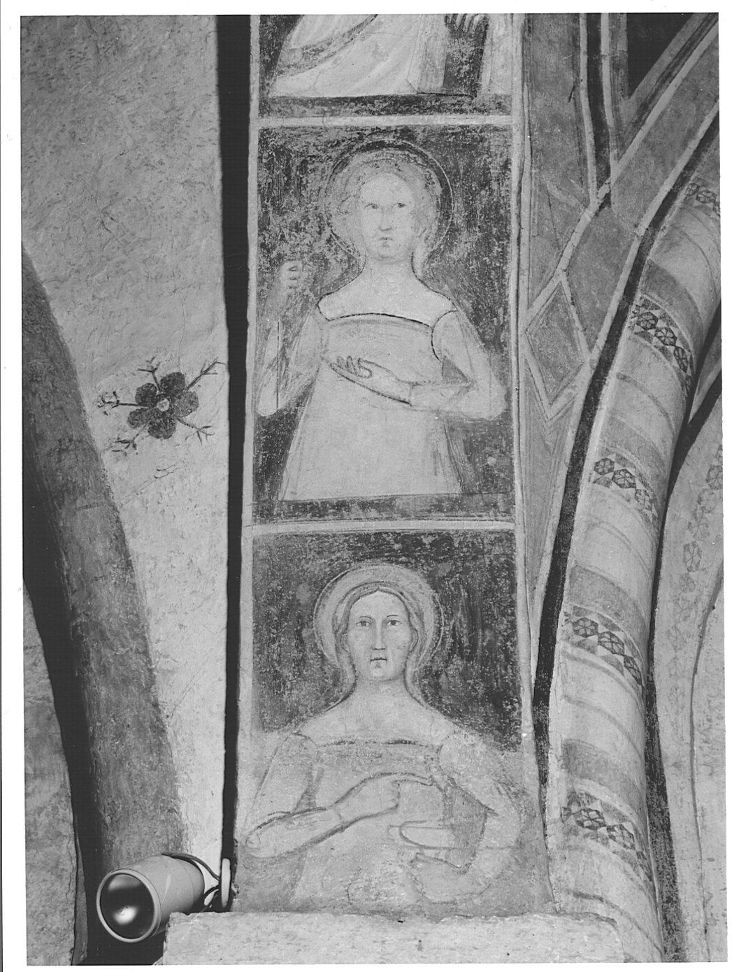 Vergine saggia (dipinto murale, elemento d'insieme) - ambito lombardo (sec. XIV)