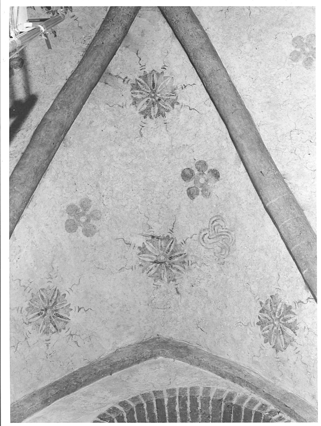 motivo decorativo a intreccio (dipinto murale, opera isolata) - ambito lombardo (sec. XIV)