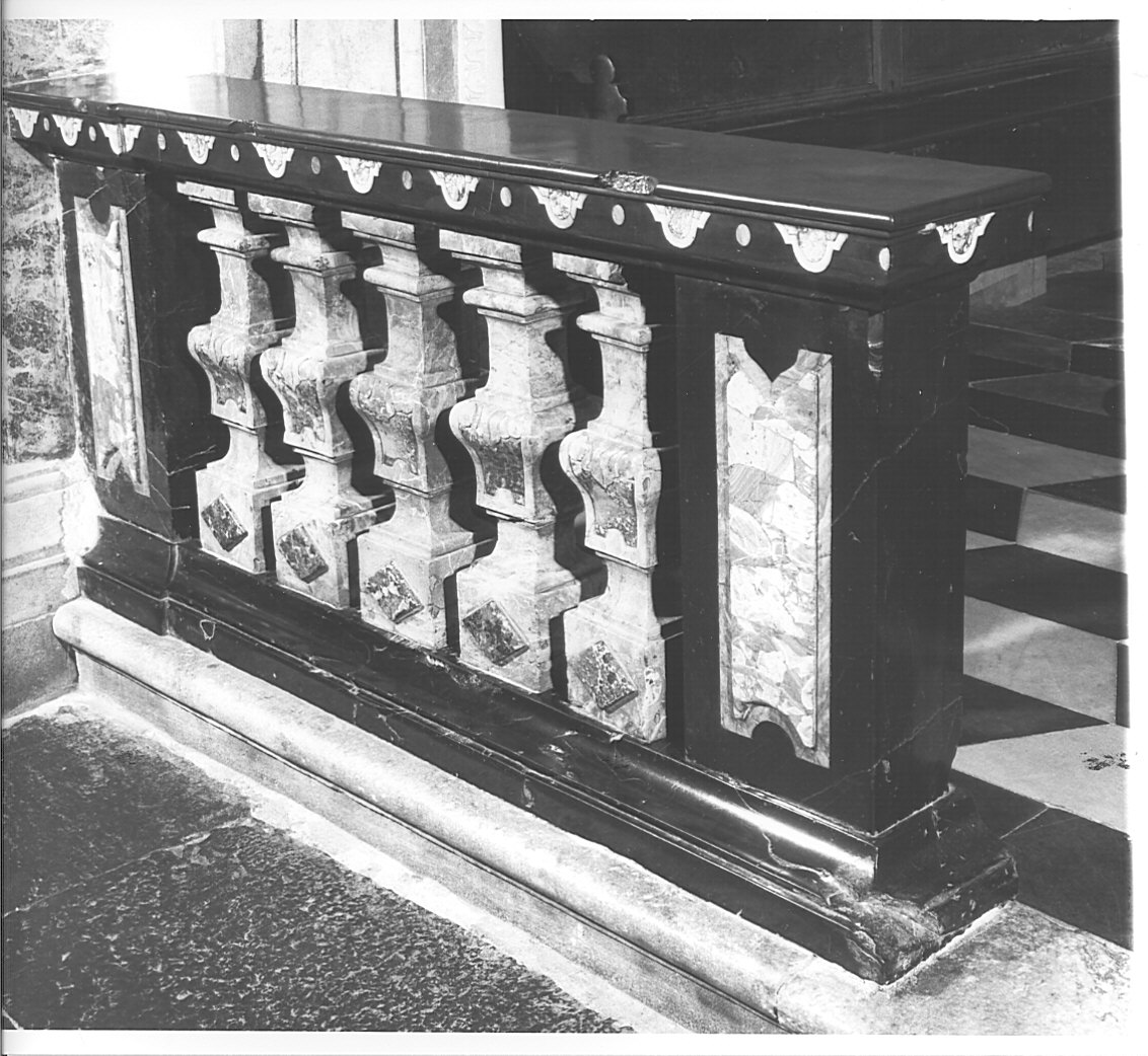 balaustrata di cappella - bottega lombarda (sec. XVII)