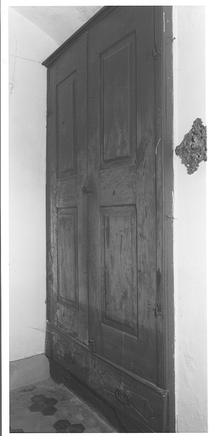 armadio - a muro, opera isolata - bottega lombarda (sec. XVIII)