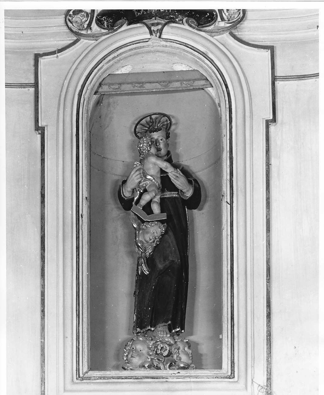Sant'Antonio da Padova con il bambino (scultura, opera isolata) - bottega lombarda (seconda metà sec. XVII)