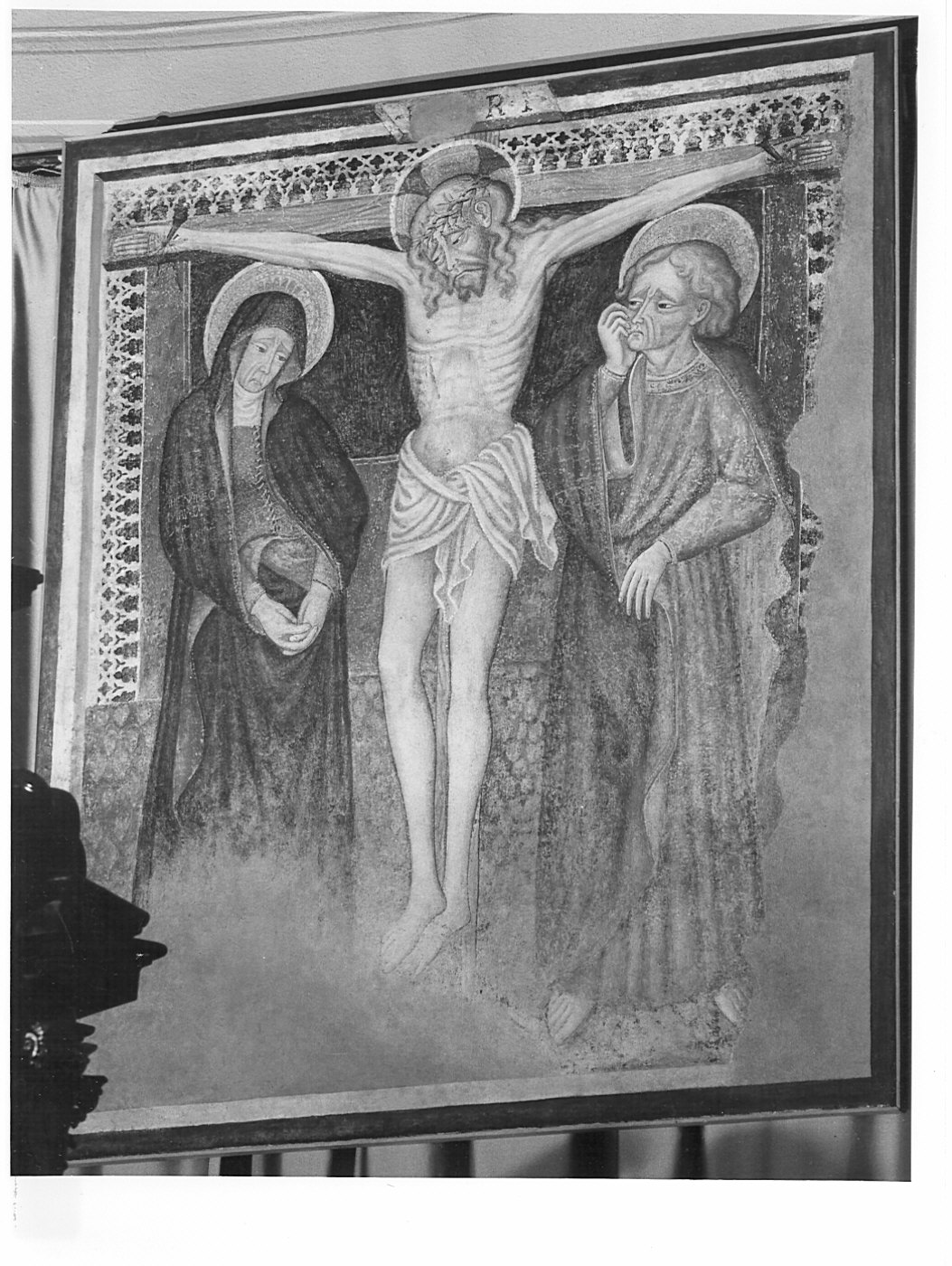 crocifissione di Cristo con la Madonna e santi (dipinto, opera isolata) - bottega lombarda (fine/inizio secc. XIV/ XV)